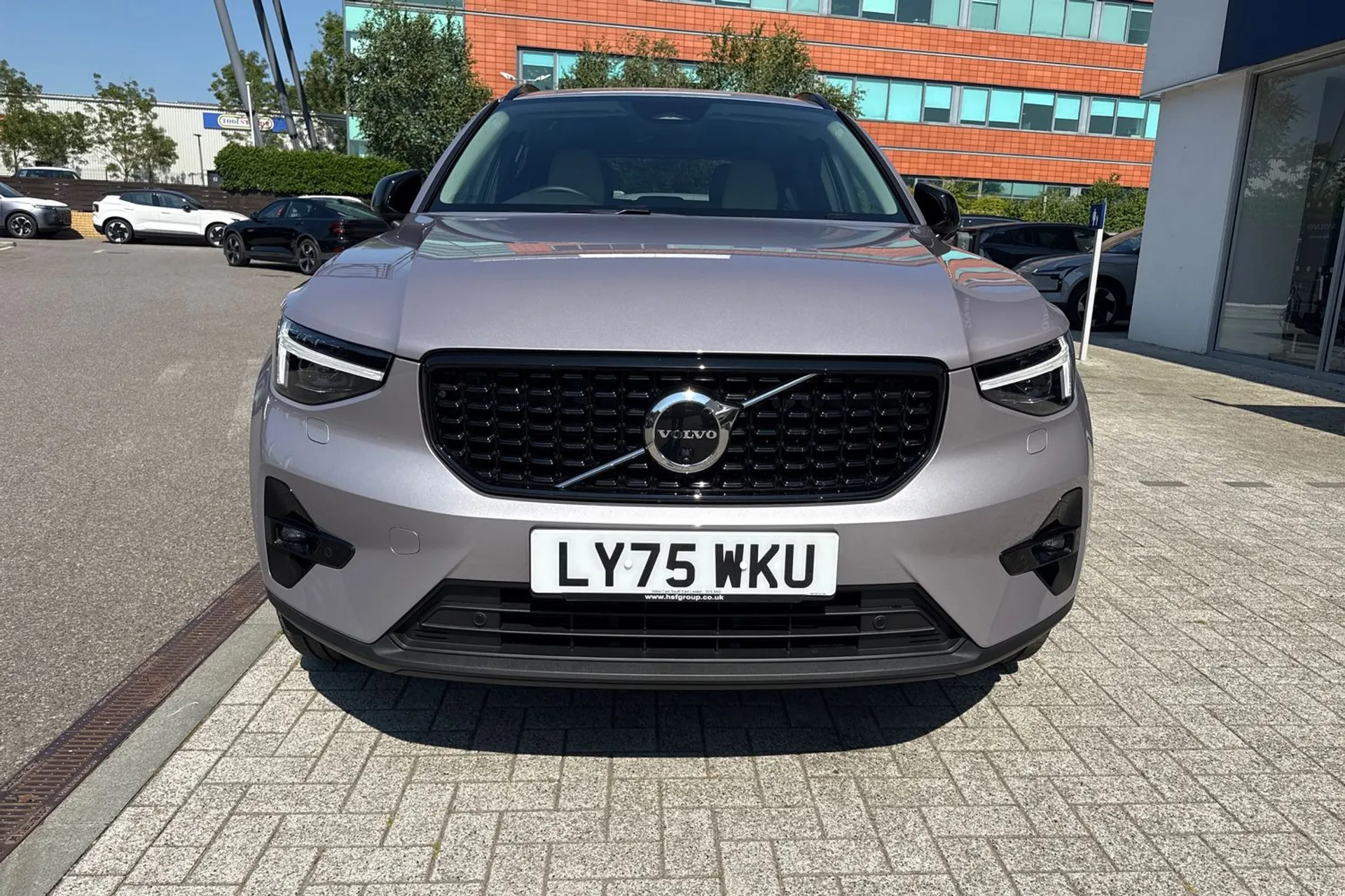 Volvo XC40 thumbnail image number 13
