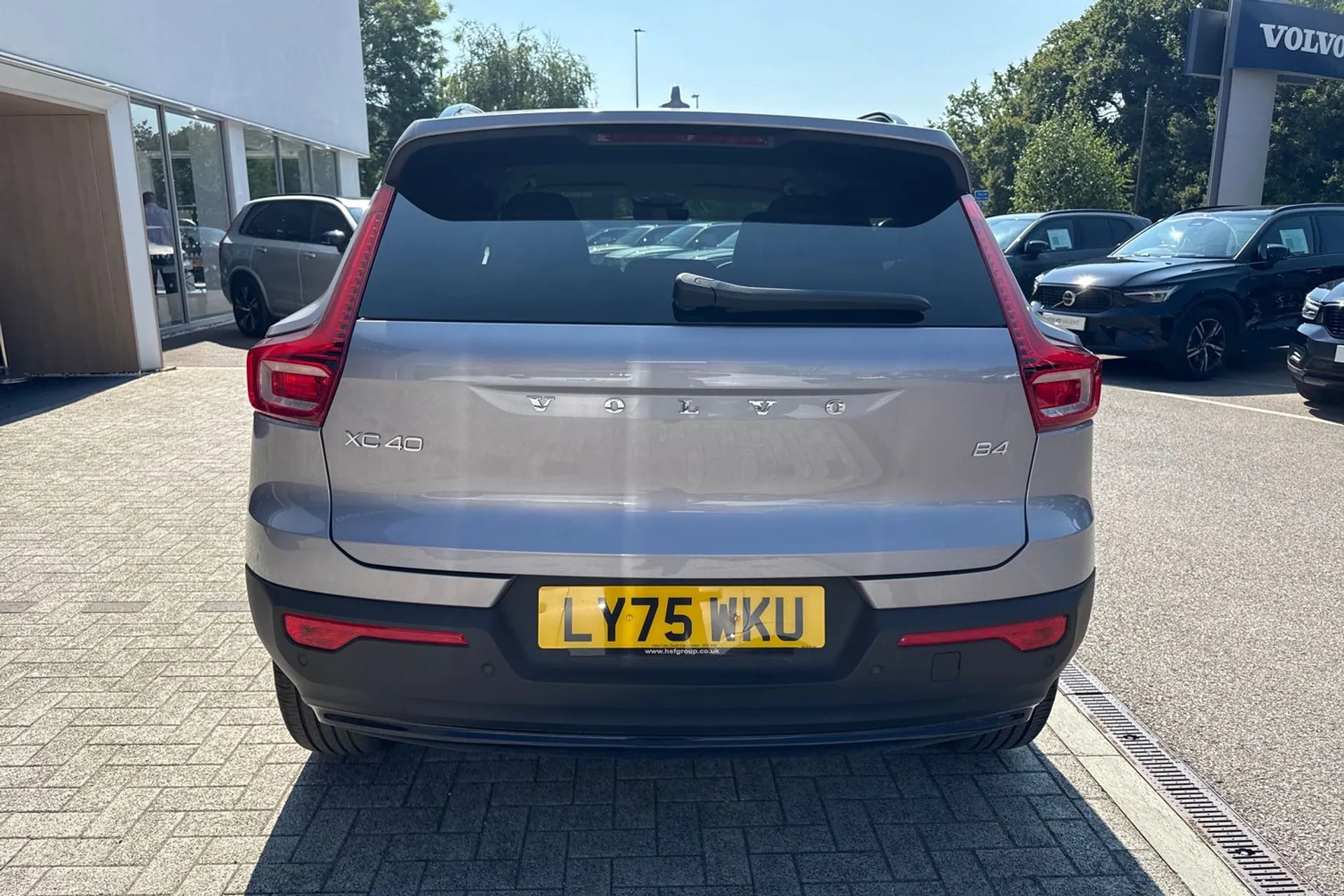 Volvo XC40 thumbnail image number 9