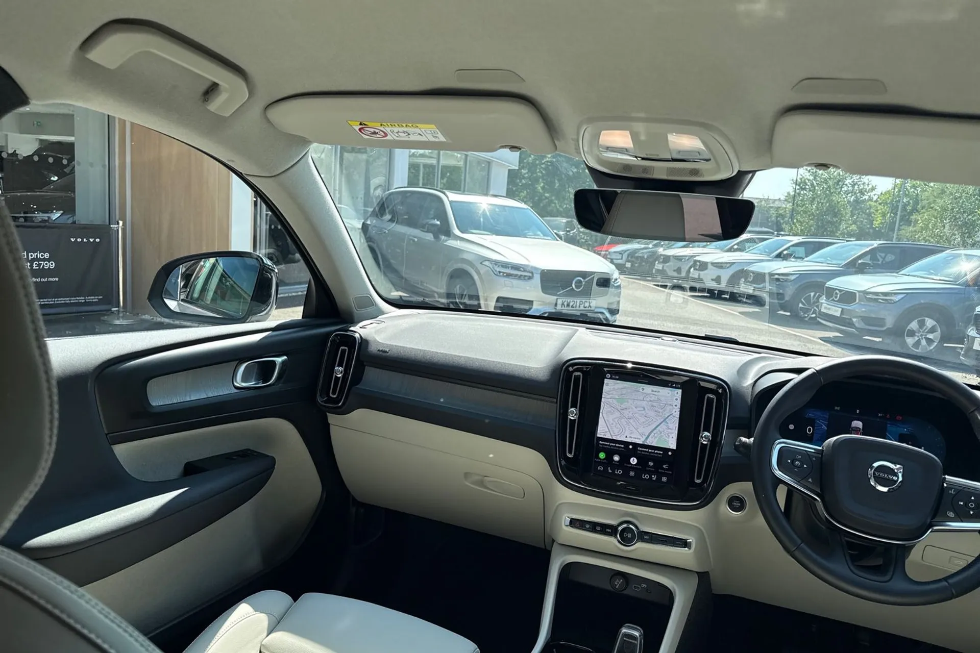 Volvo XC40 thumbnail image number 32