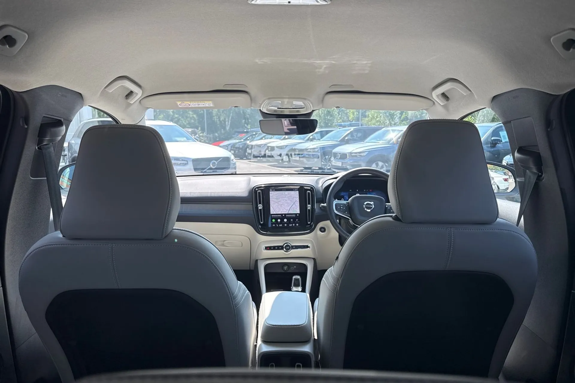 Volvo XC40 thumbnail image number 22