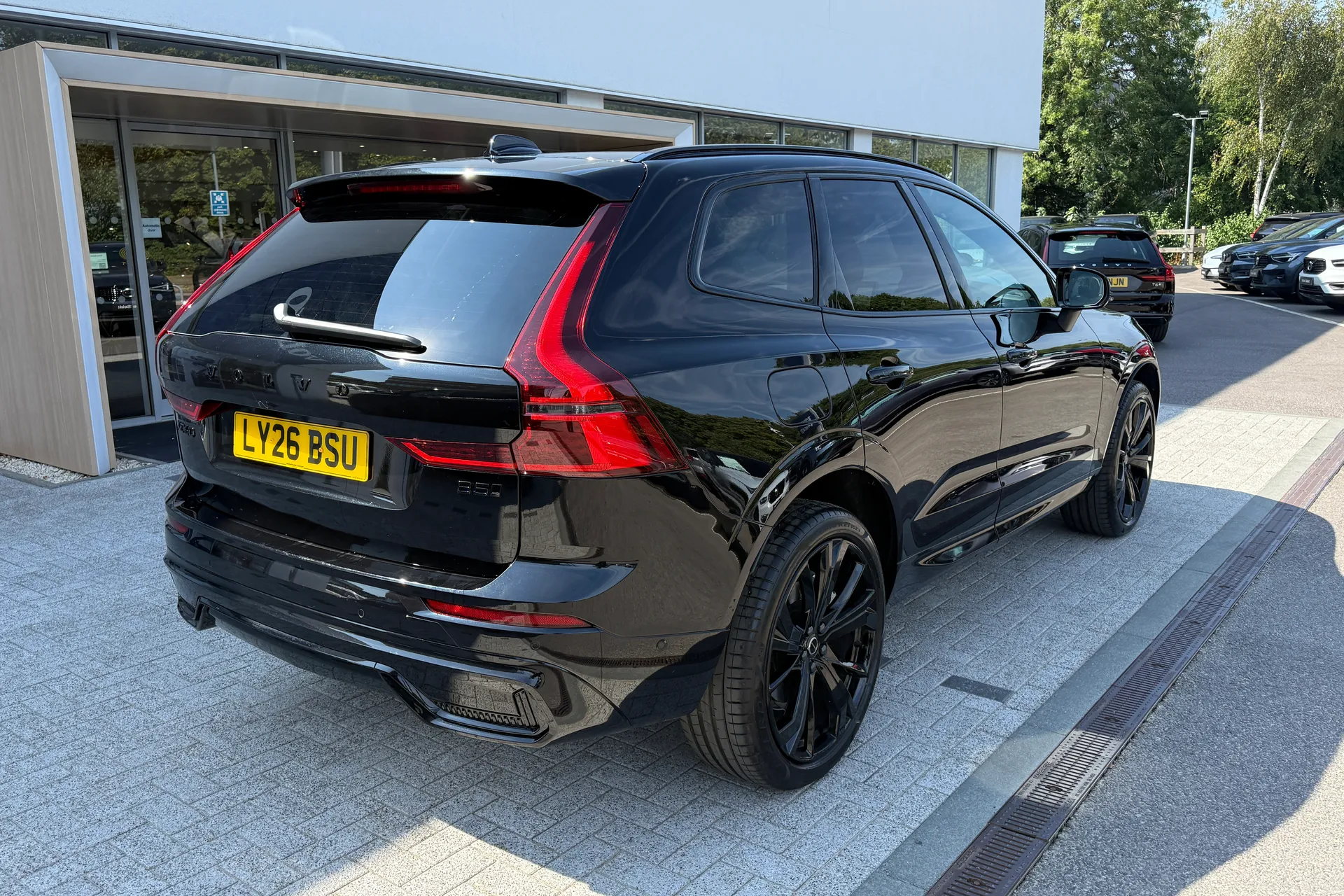 Volvo XC60 thumbnail image number 10