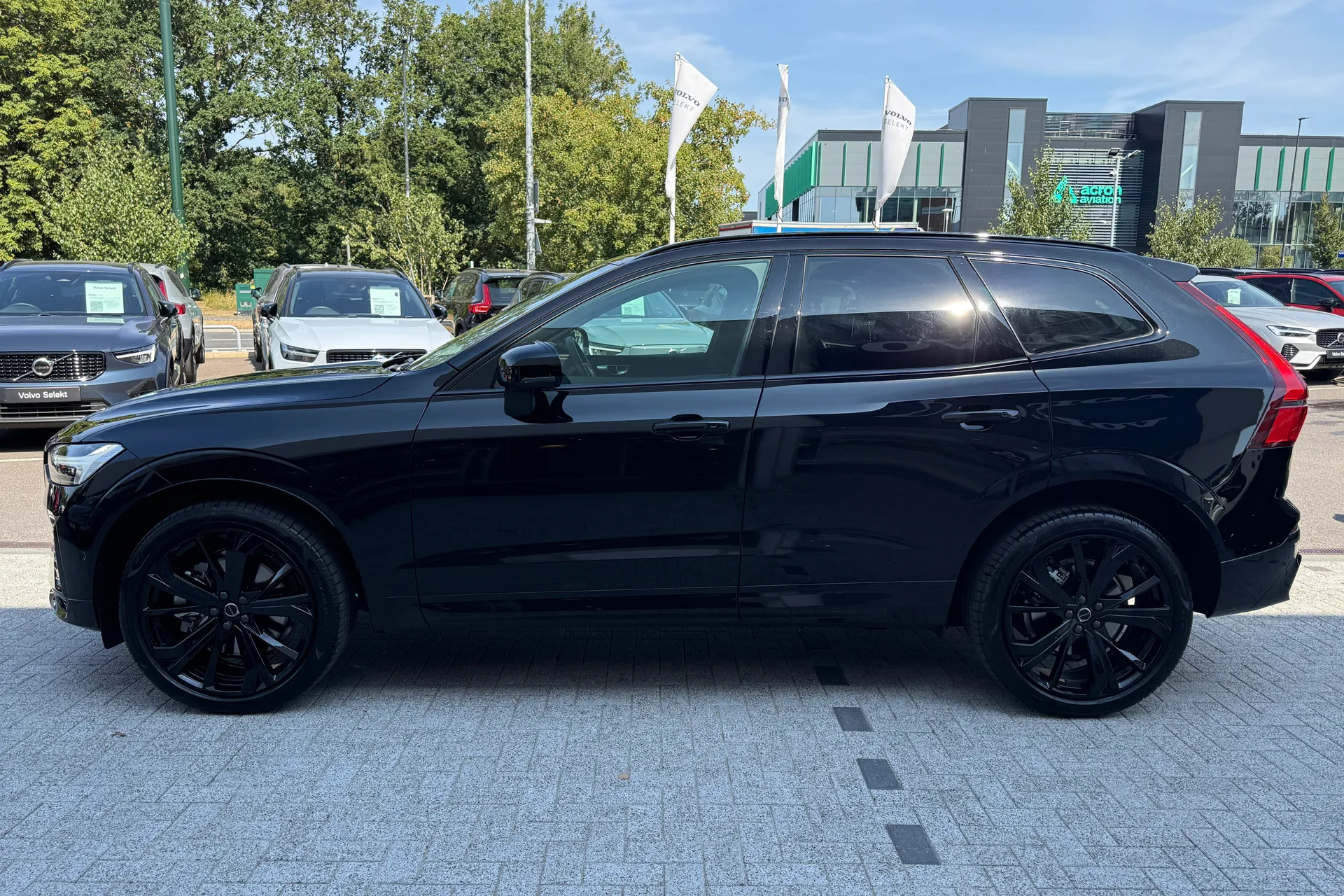 Volvo XC60 thumbnail image number 13
