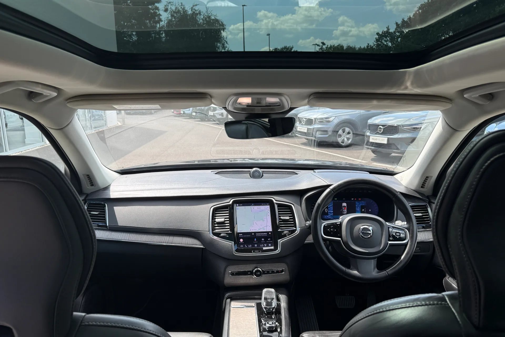 Volvo XC90 thumbnail image number 3