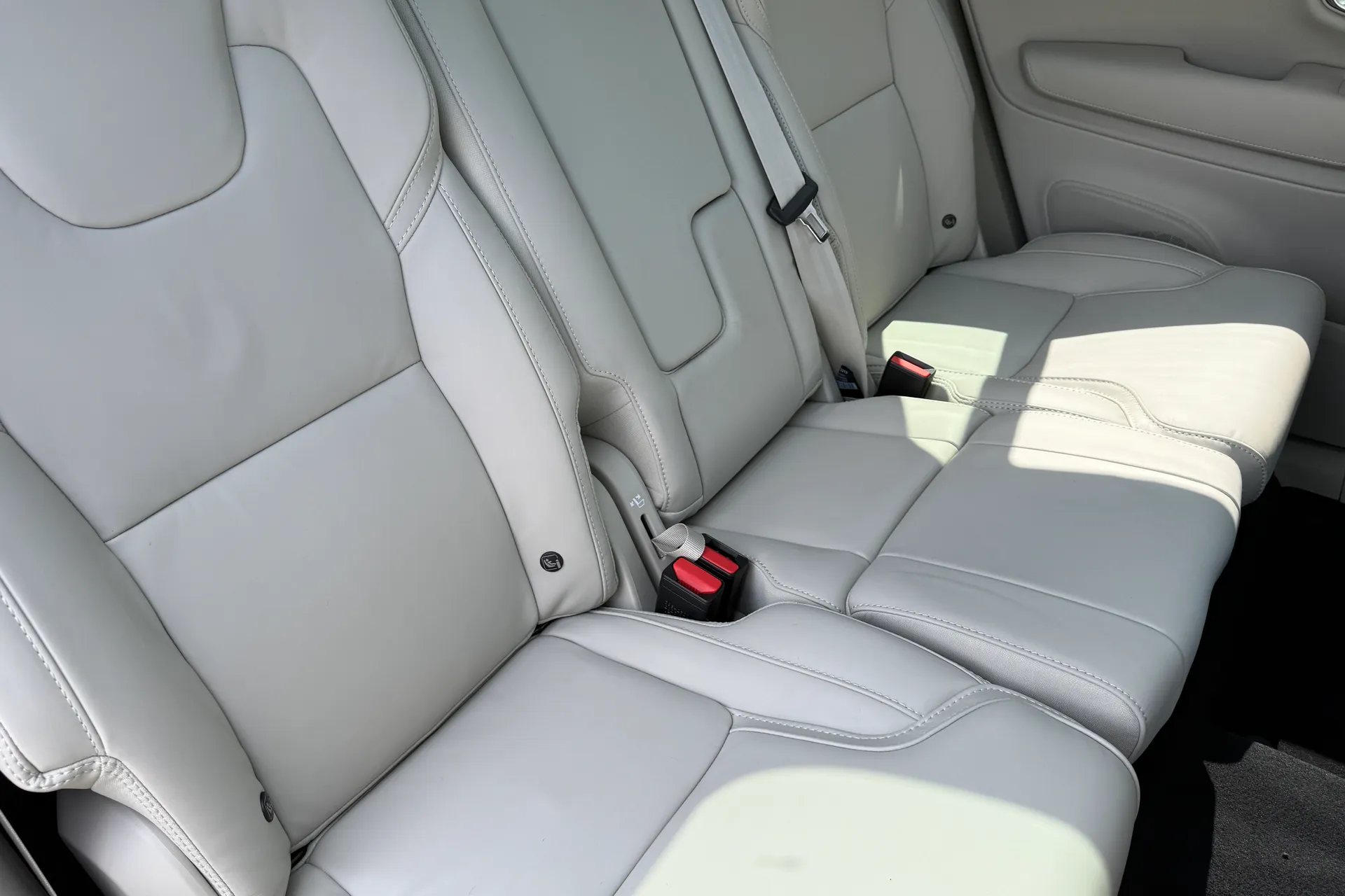 Volvo XC90 thumbnail image number 27