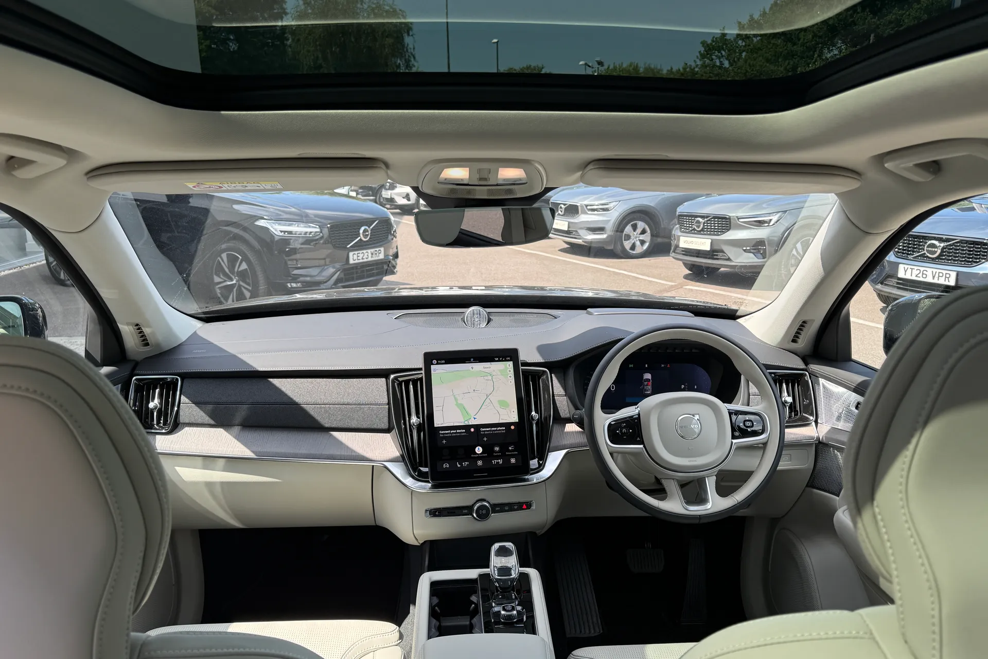 Volvo XC90 thumbnail image number 3