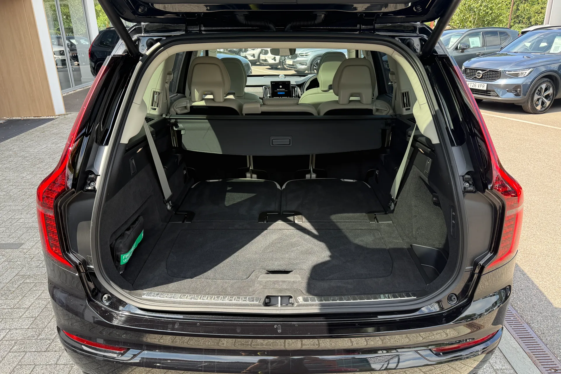 Volvo XC90 thumbnail image number 22