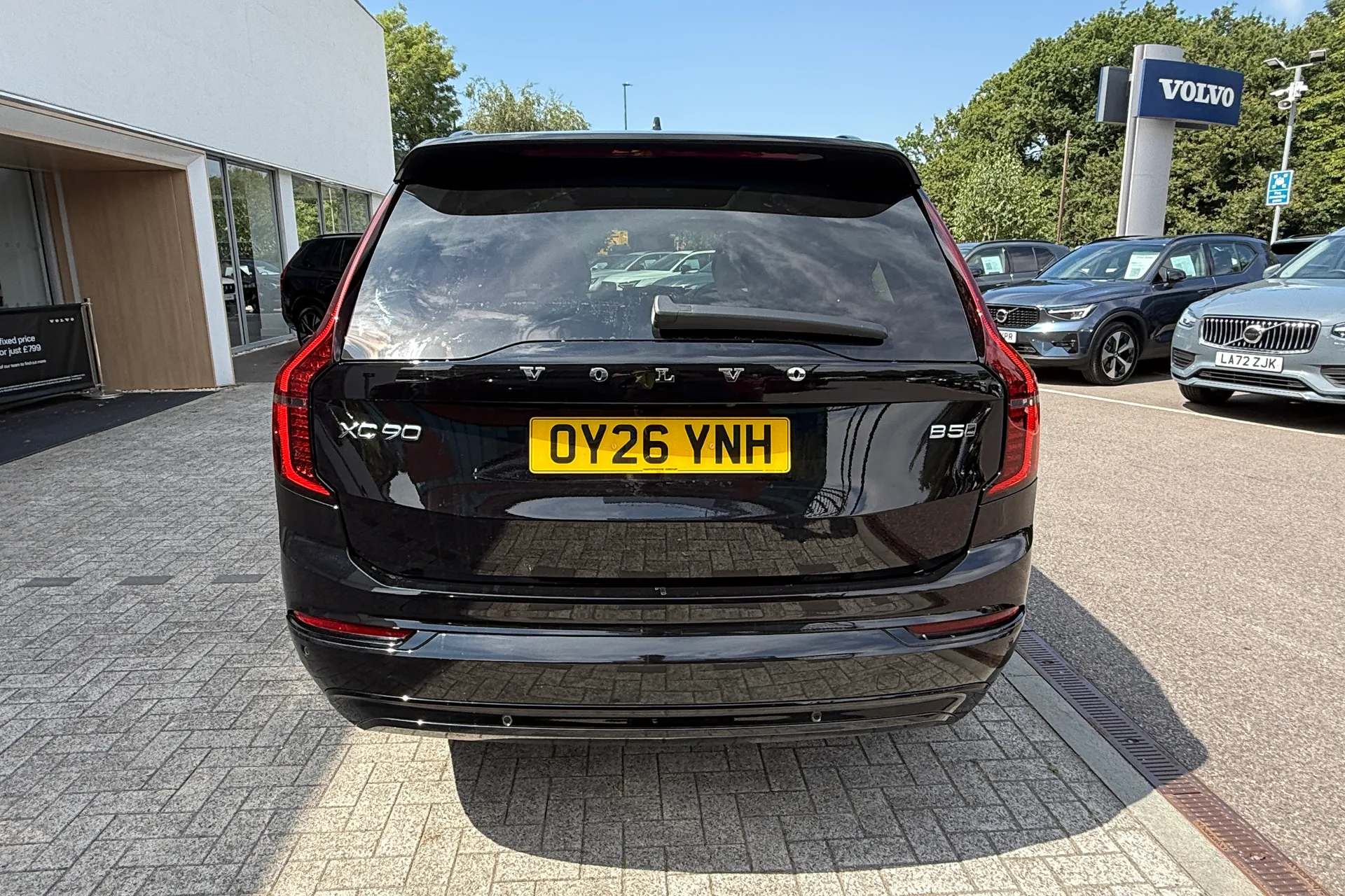 Volvo XC90 thumbnail image number 11