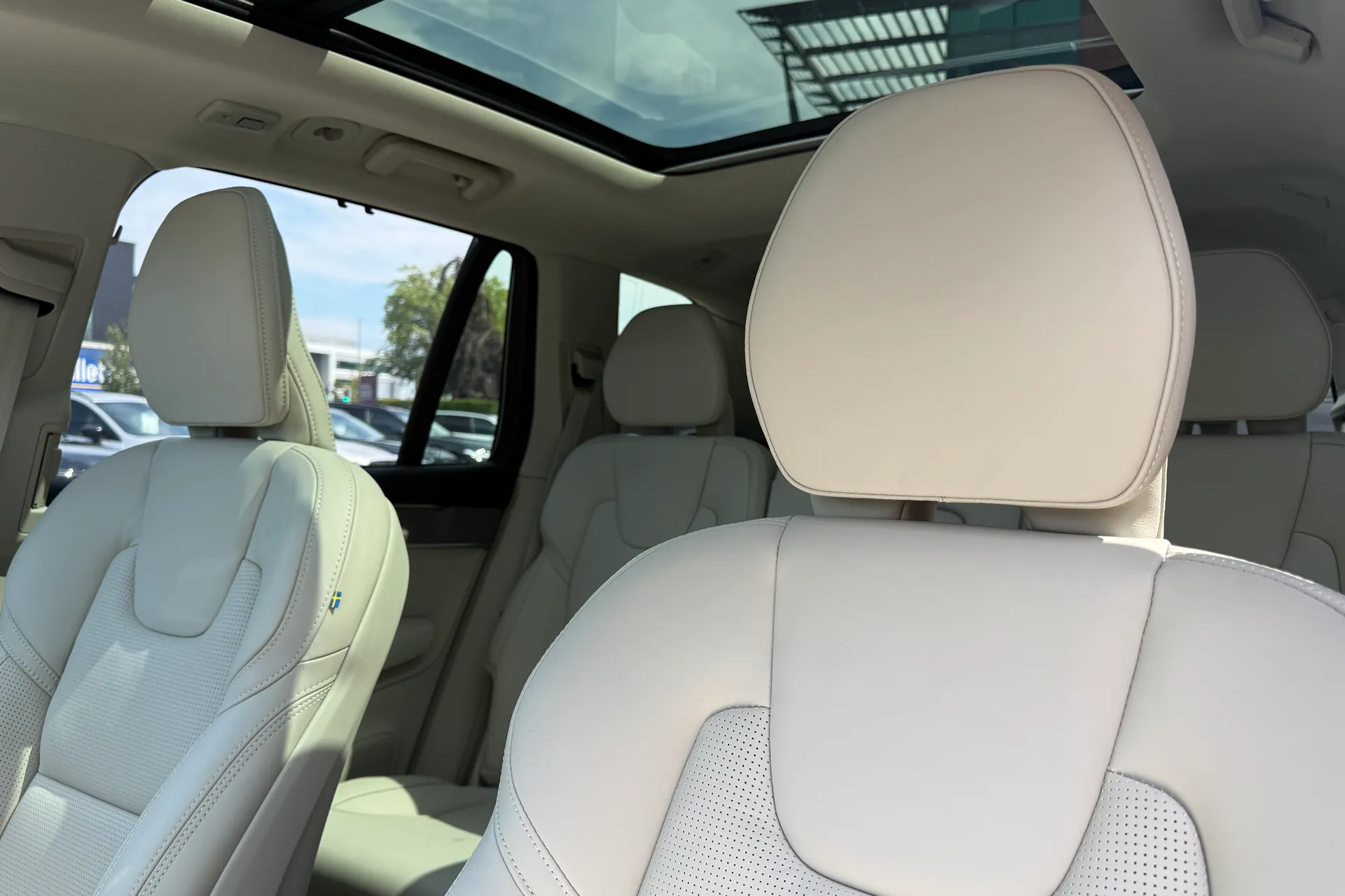 Volvo XC90 thumbnail image number 31