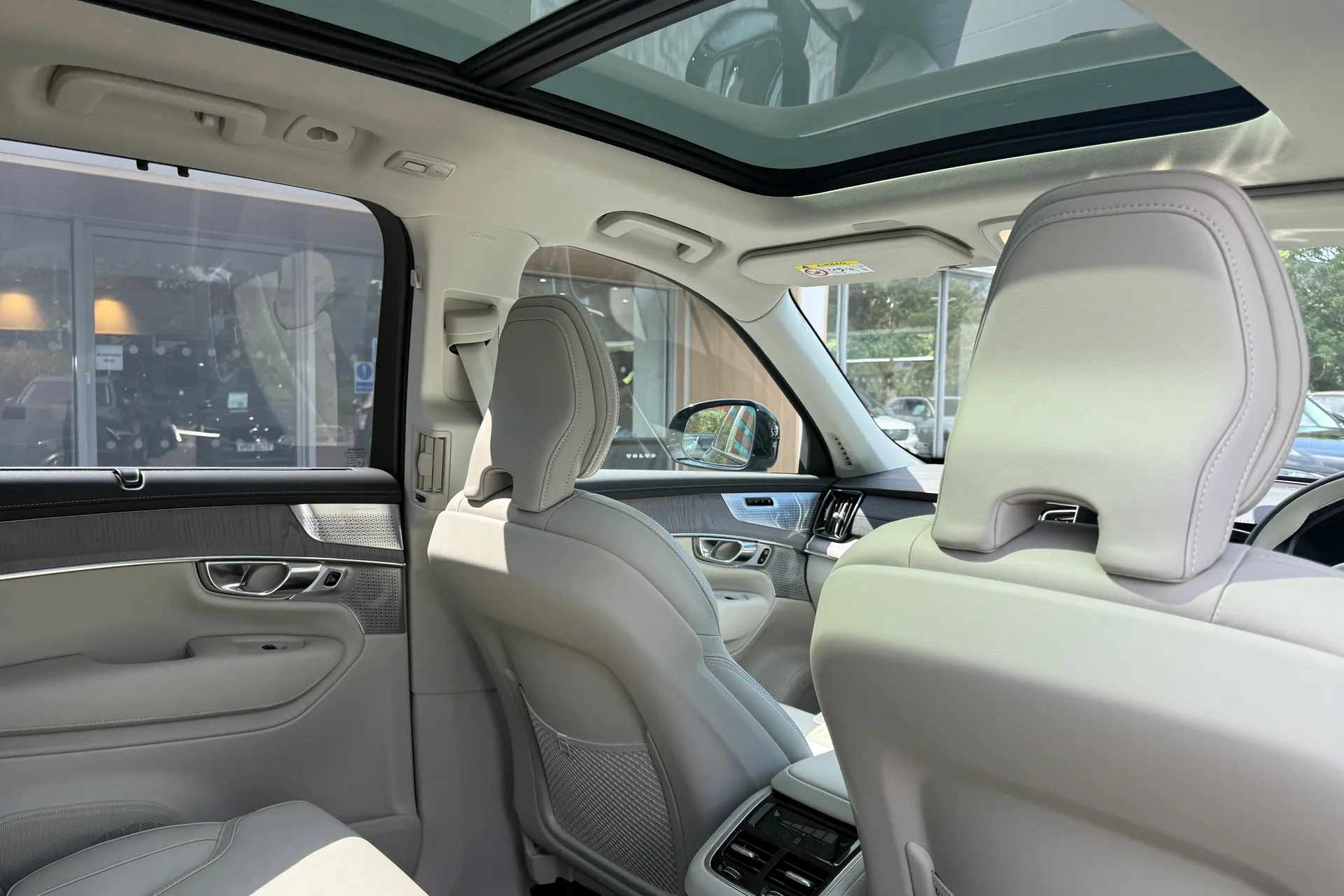 Volvo XC90 thumbnail image number 26