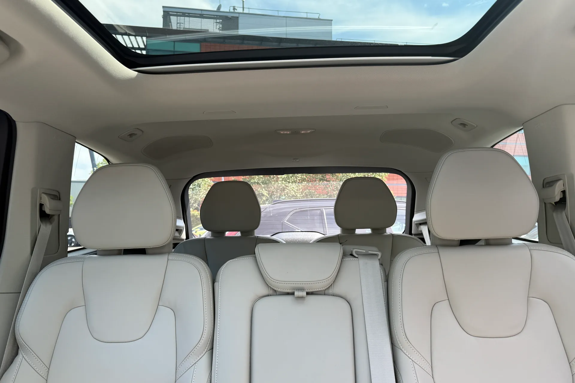 Volvo XC90 thumbnail image number 7