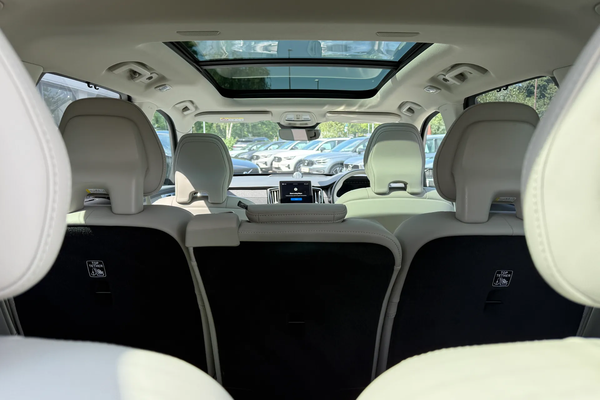 Volvo XC90 thumbnail image number 24