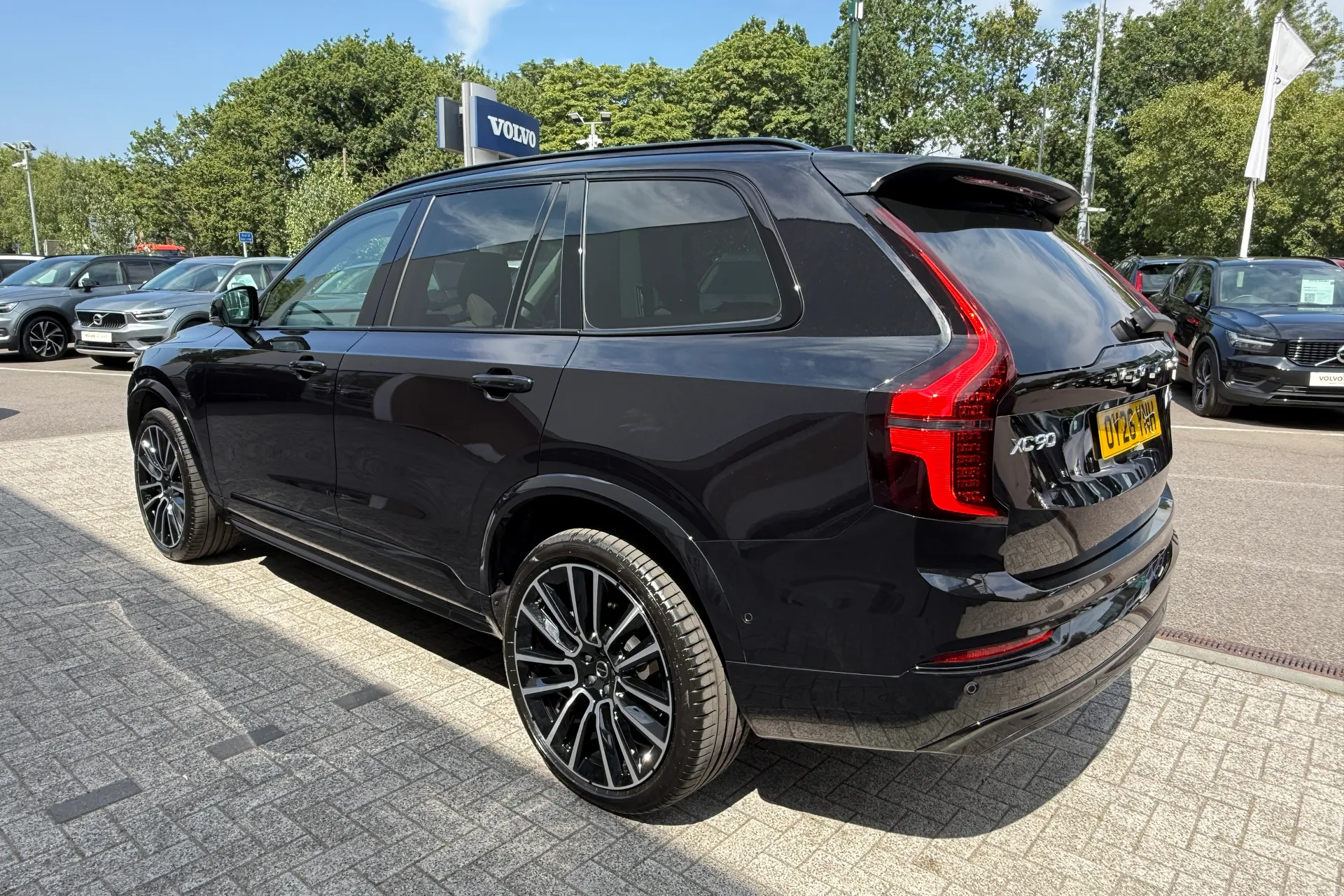Volvo XC90 thumbnail image number 12
