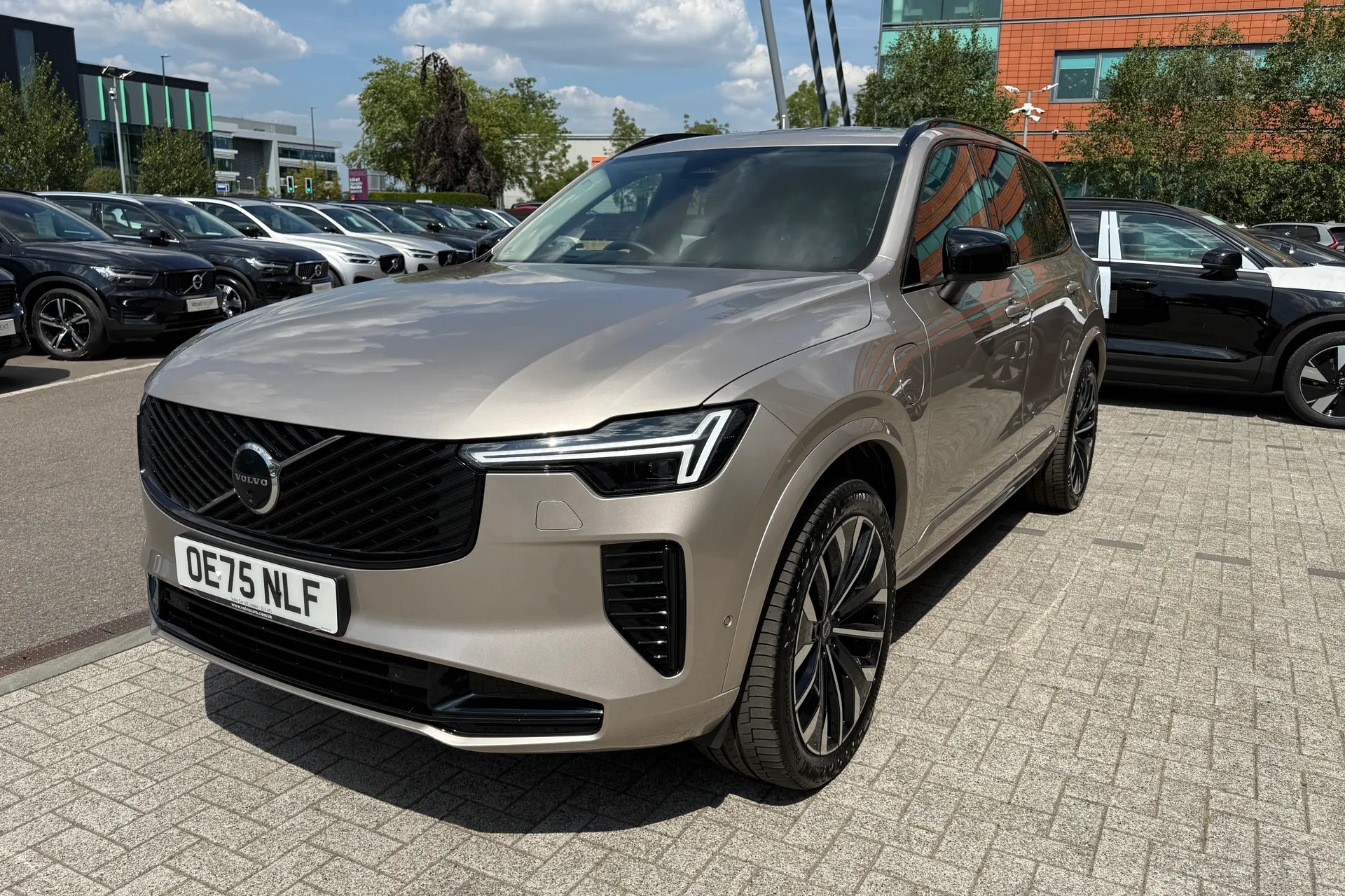 Volvo XC90 thumbnail image number 14