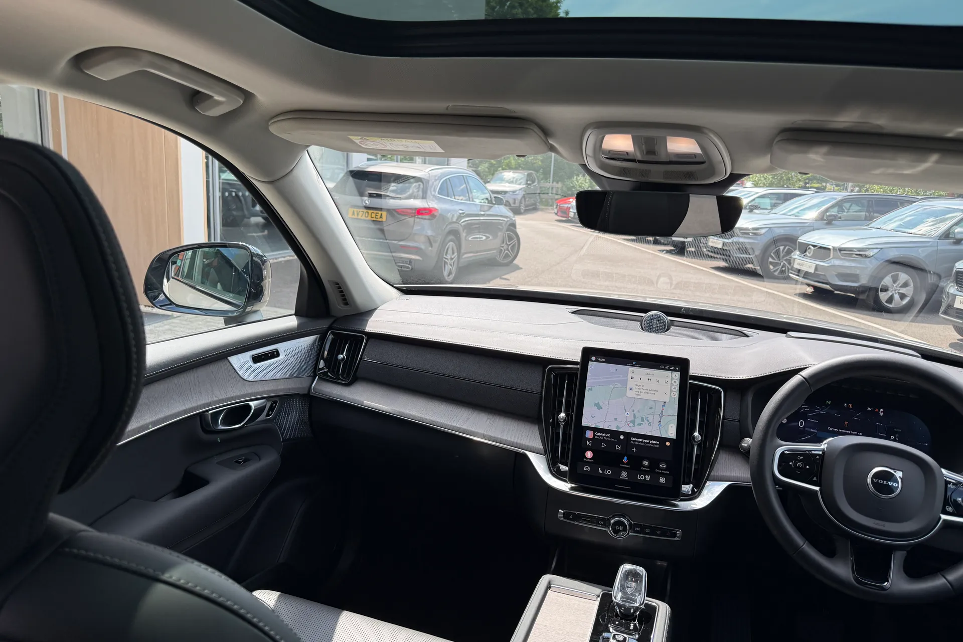 Volvo XC90 thumbnail image number 34