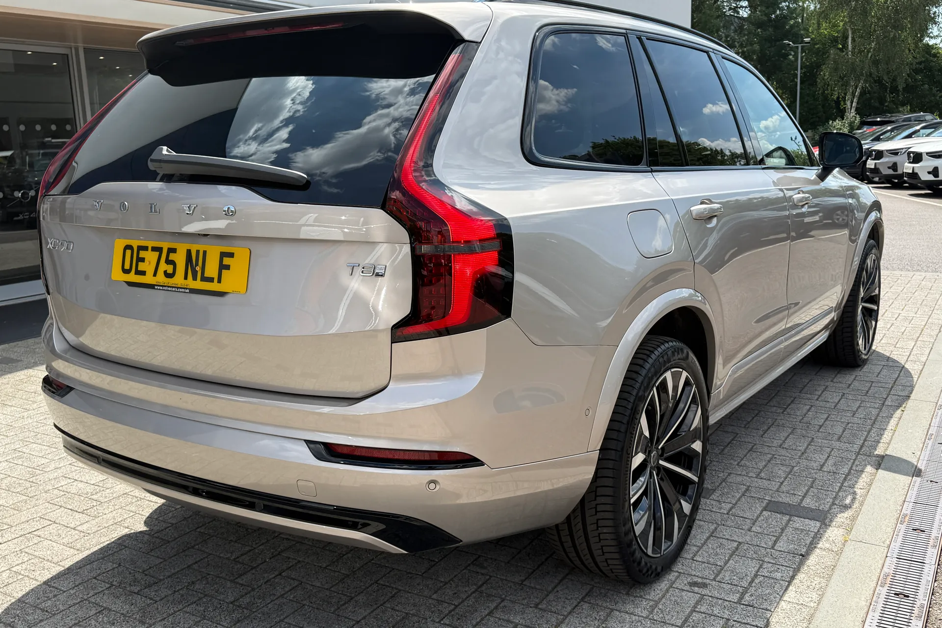 Volvo XC90 thumbnail image number 10