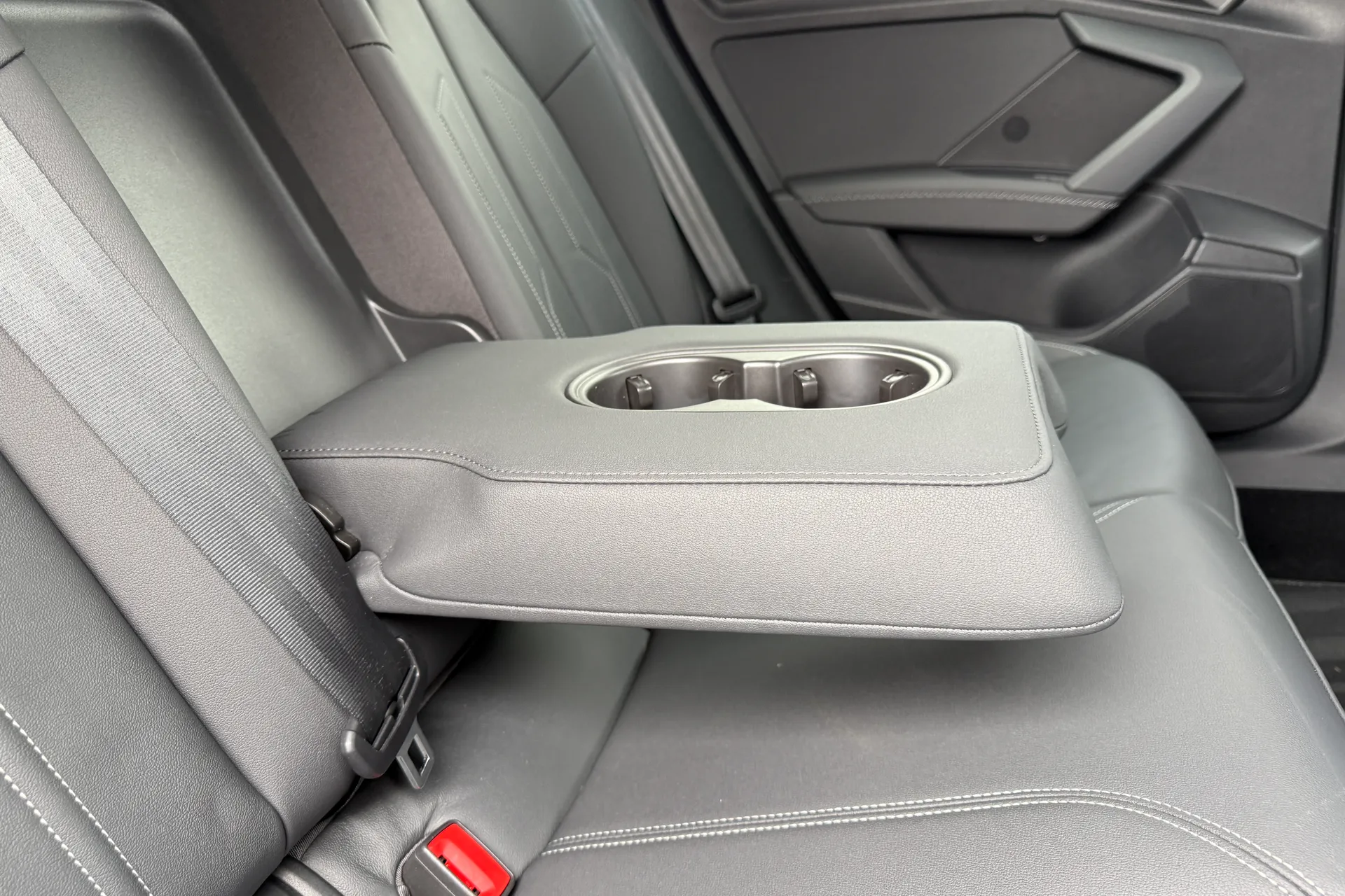 Audi A3 thumbnail image number 44