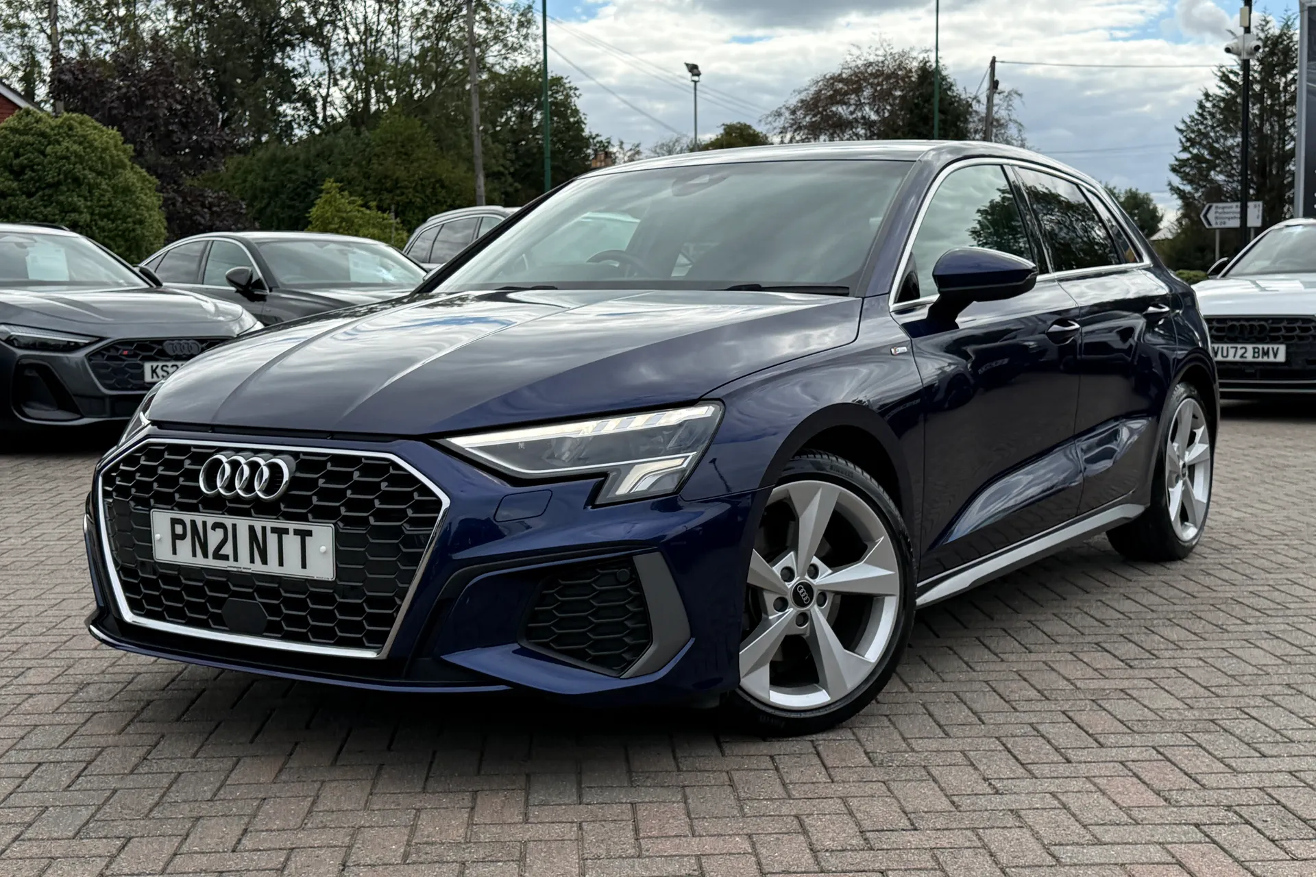 Audi A3 thumbnail image number 25