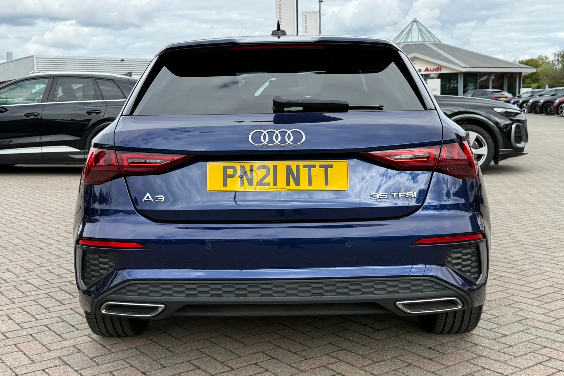 Audi A3 thumbnail image number 32