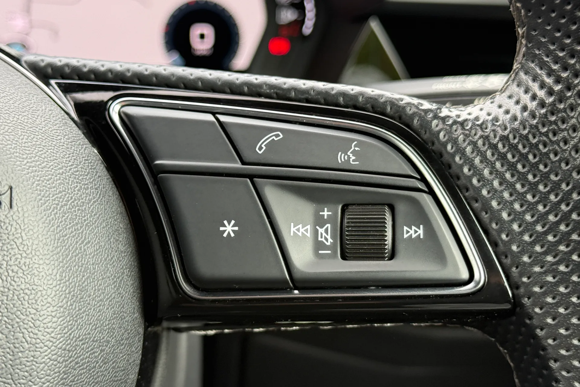 Audi A3 thumbnail image number 21