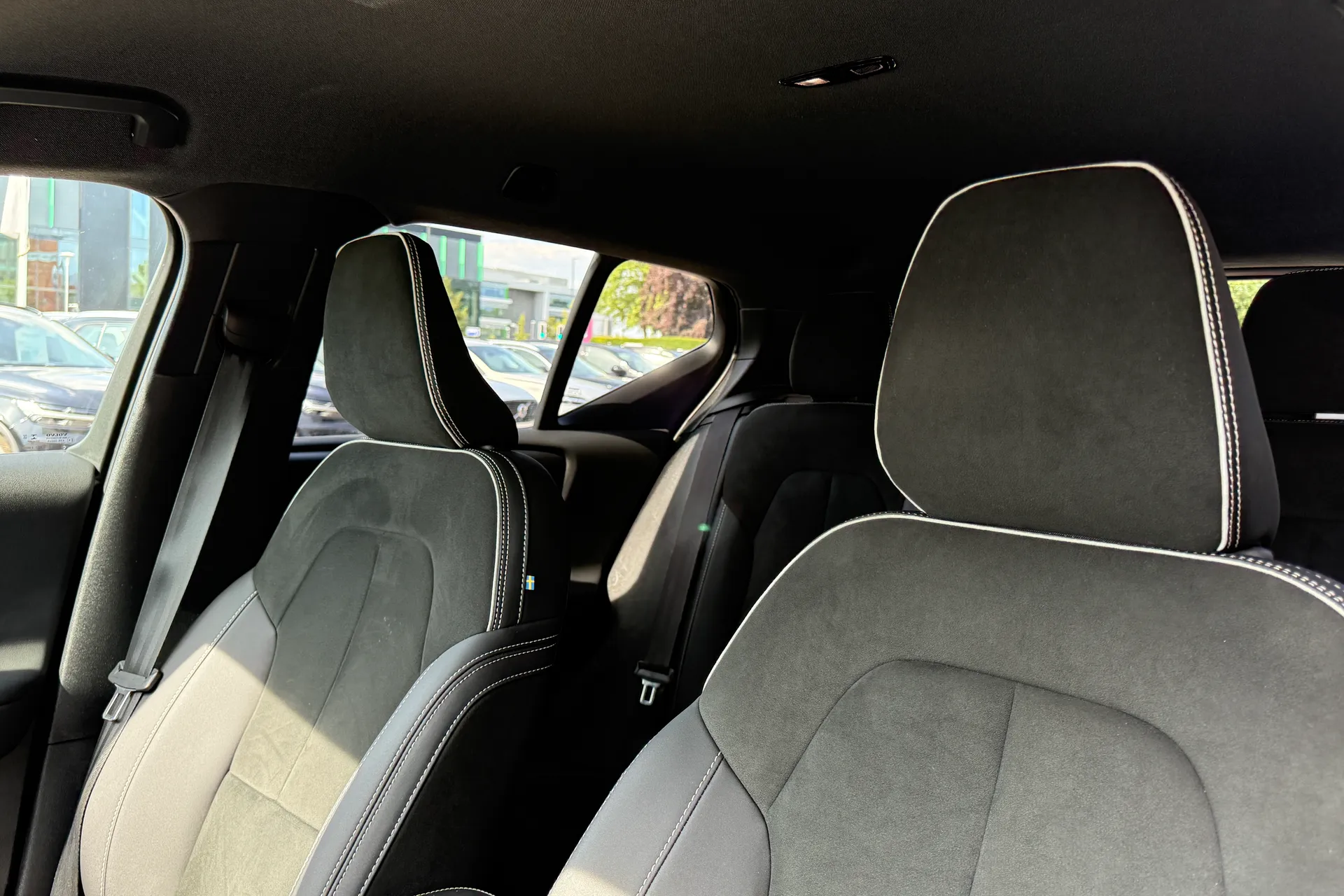 Volvo XC40 thumbnail image number 28