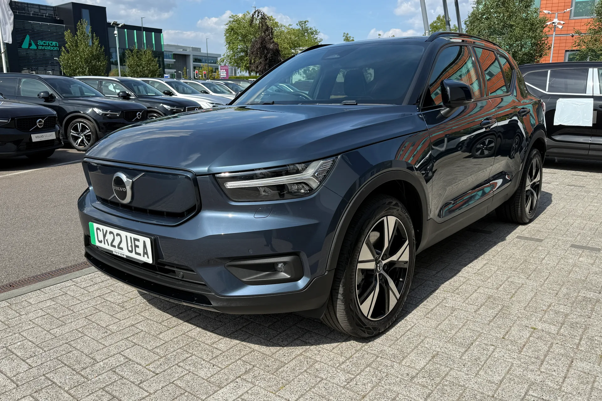 Volvo XC40 thumbnail image number 11
