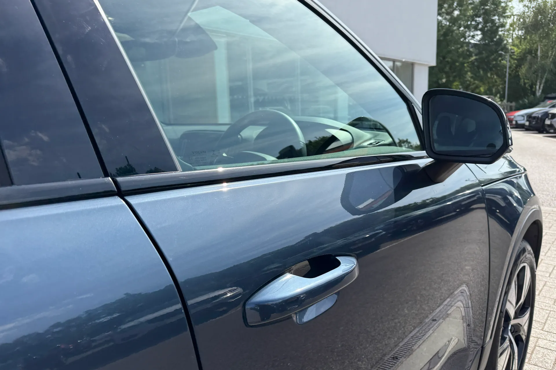 Volvo XC40 thumbnail image number 14