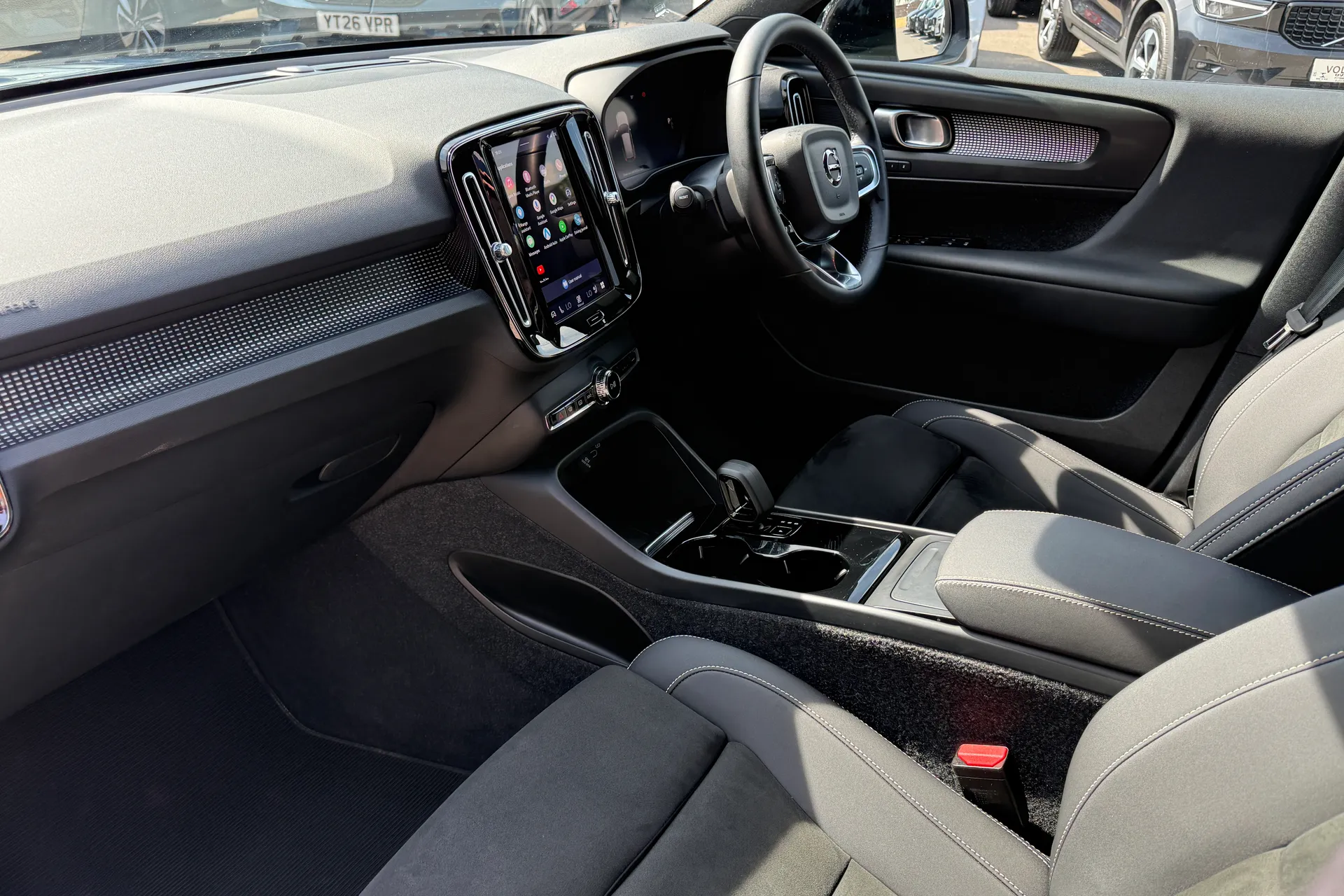 Volvo XC40 thumbnail image number 26