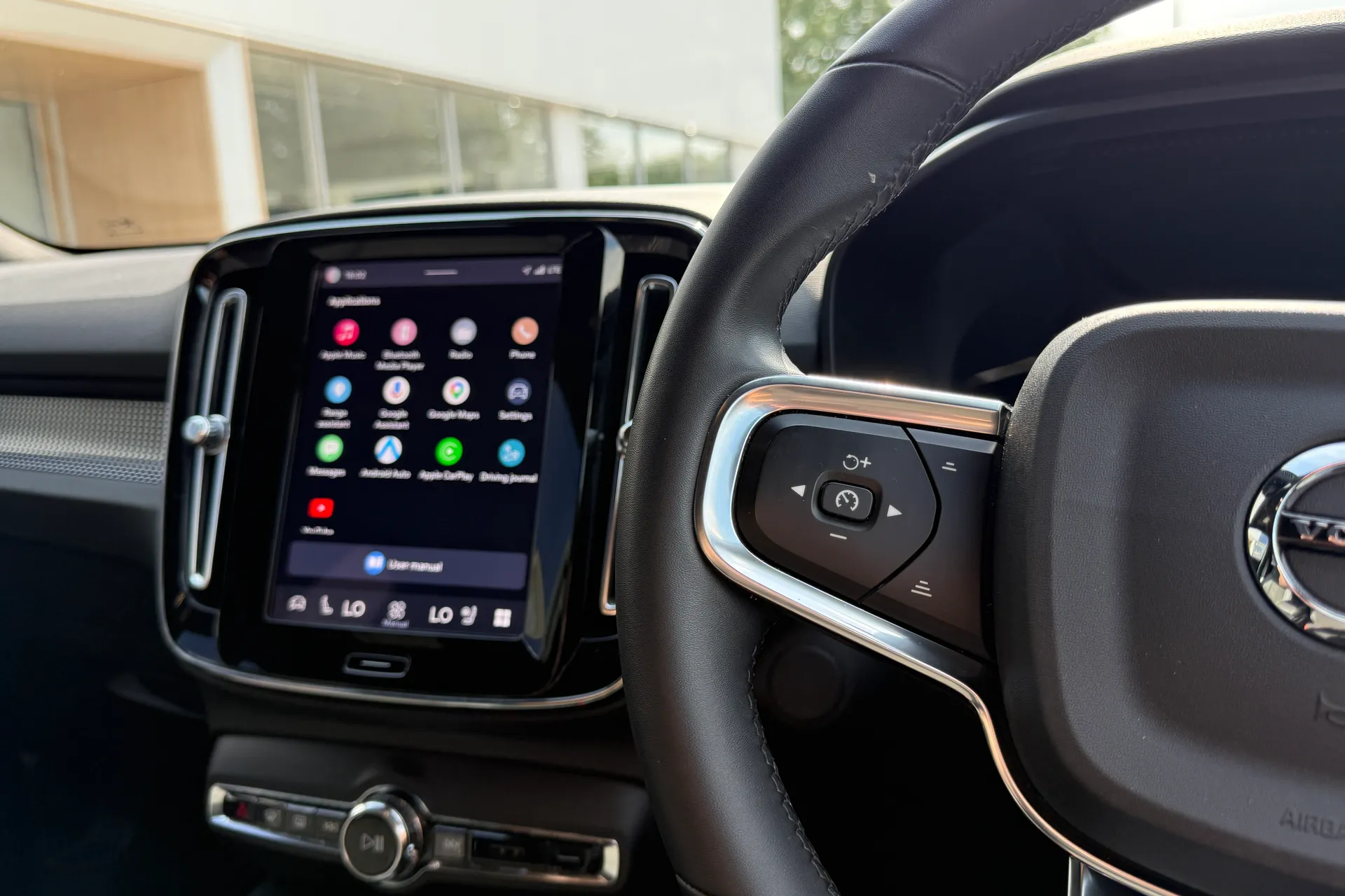 Volvo XC40 thumbnail image number 35