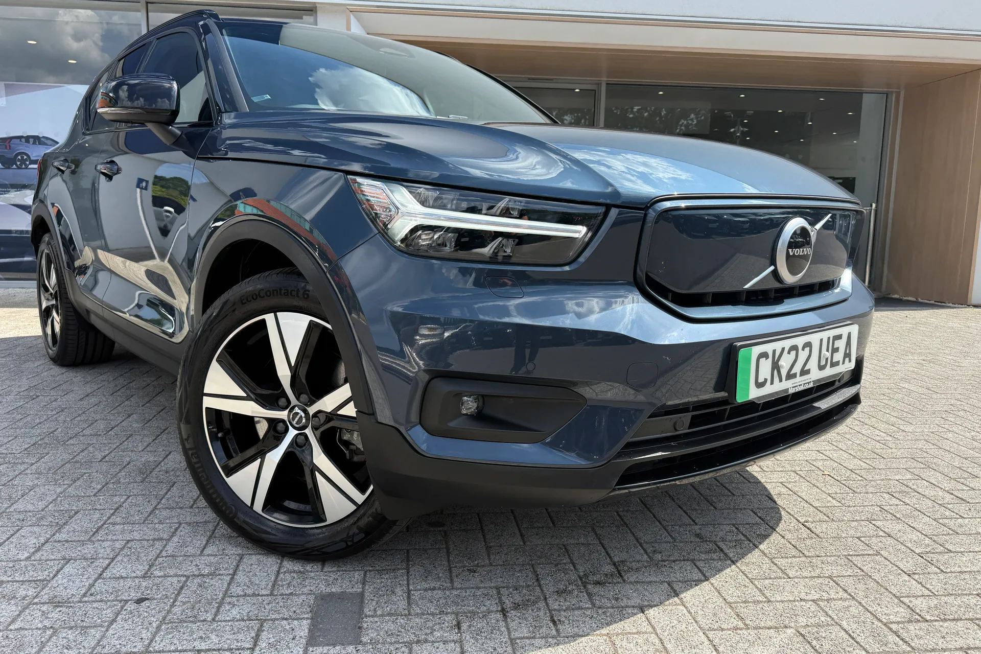Volvo XC40 thumbnail image number 6