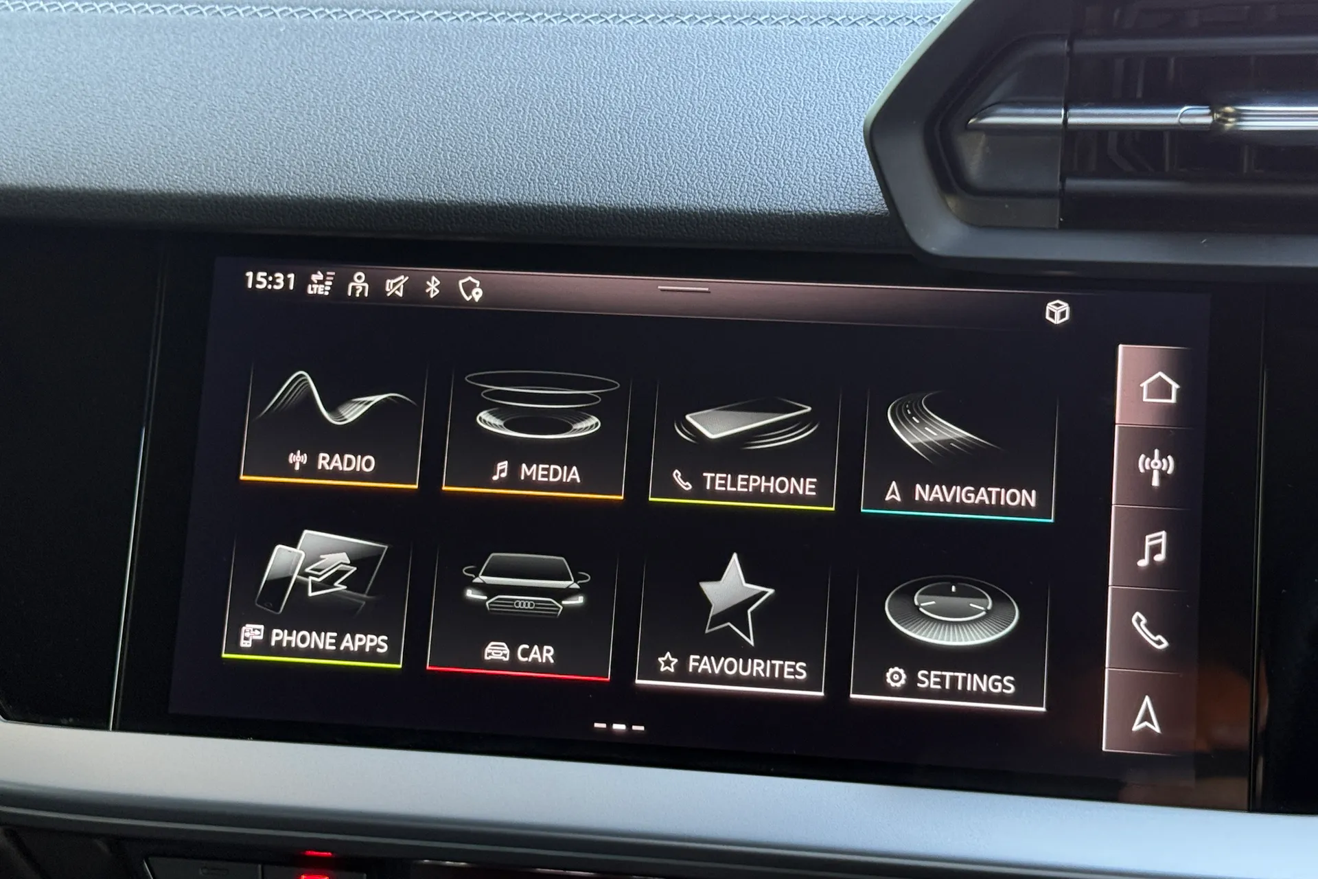 Audi A3 thumbnail image number 15