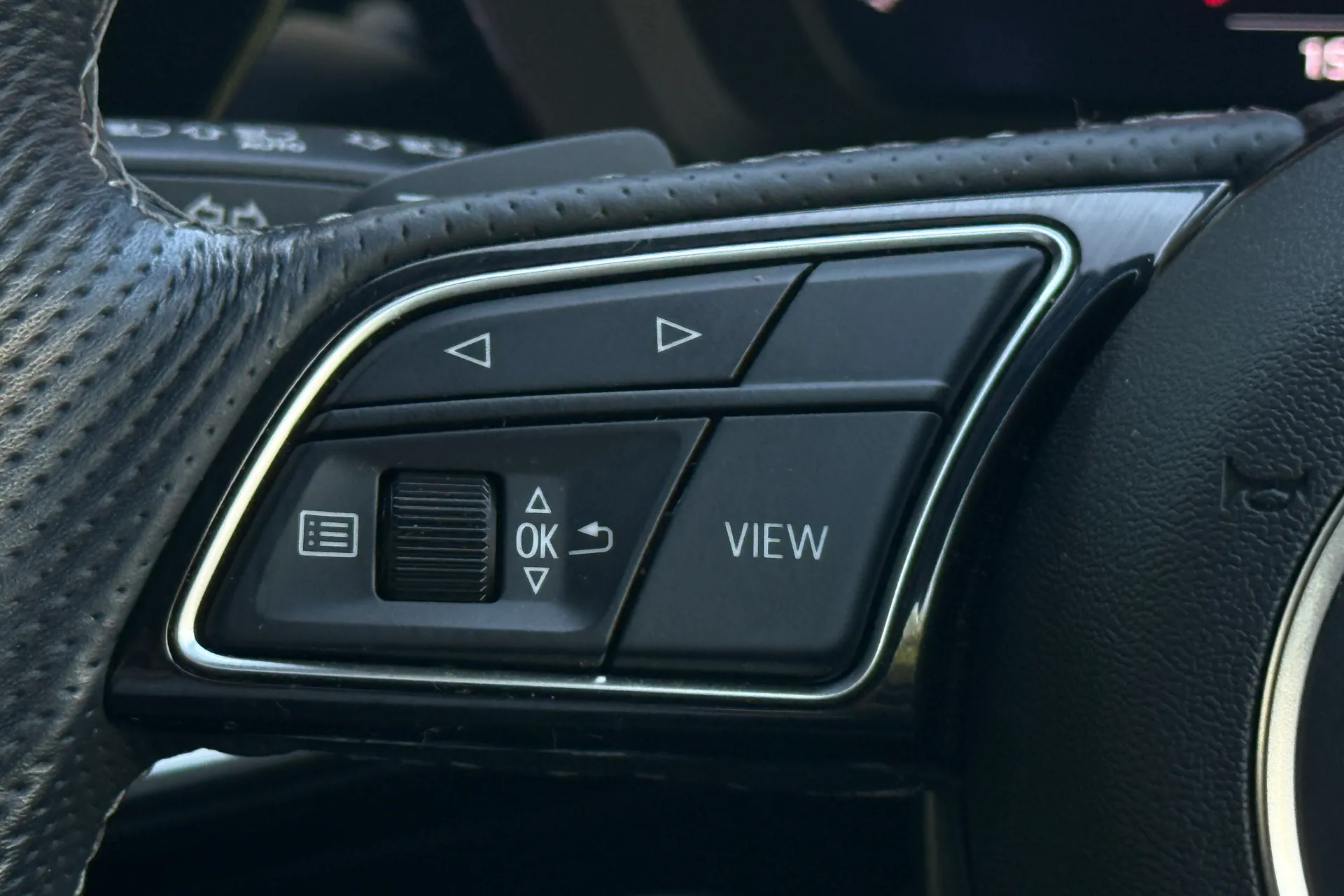 Audi A3 thumbnail image number 11