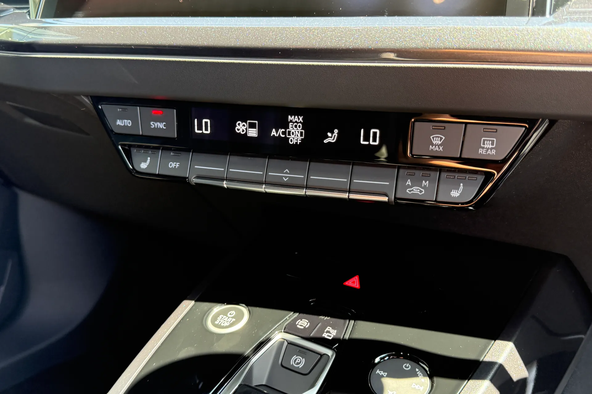 Audi Q4 e-tron thumbnail image number 28