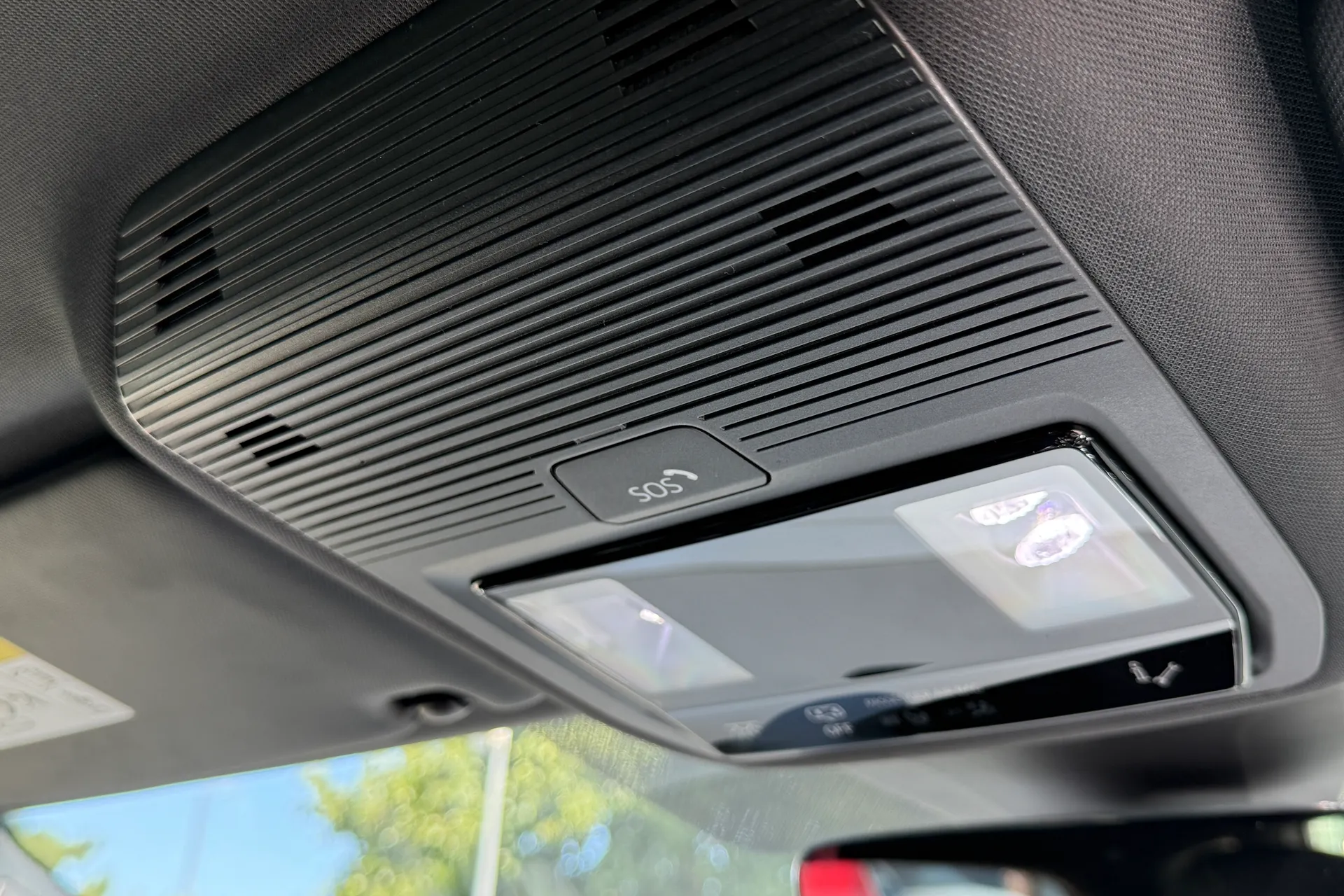 Audi Q4 e-tron thumbnail image number 33
