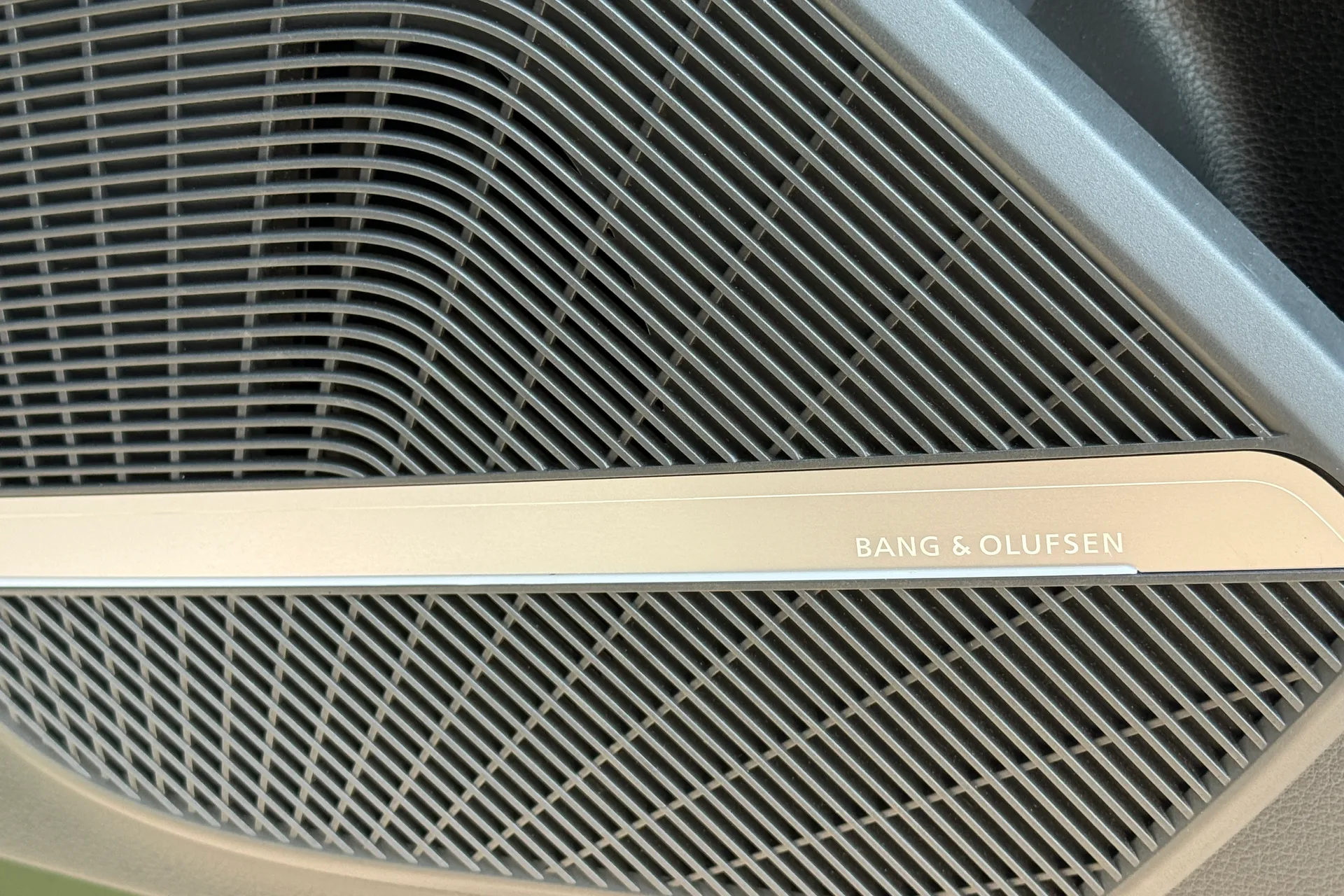 Audi Q5 thumbnail image number 35