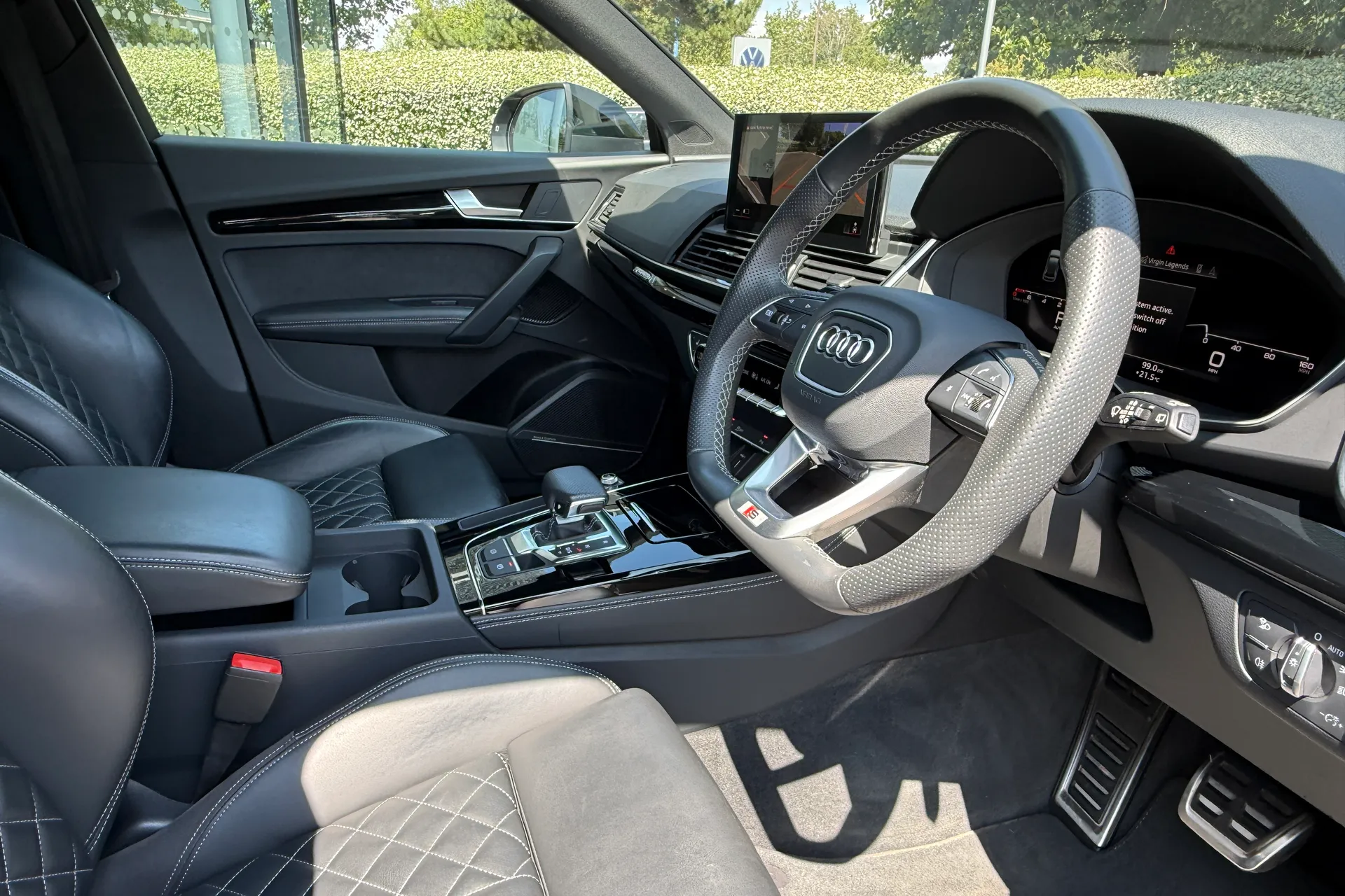 Audi Q5 thumbnail image number 25