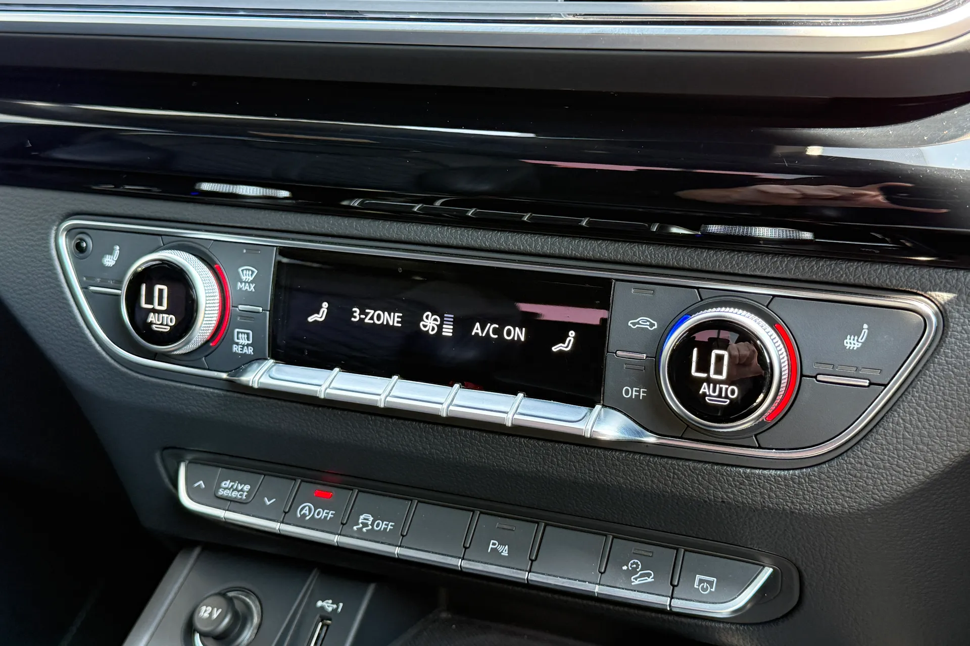 Audi Q5 thumbnail image number 21