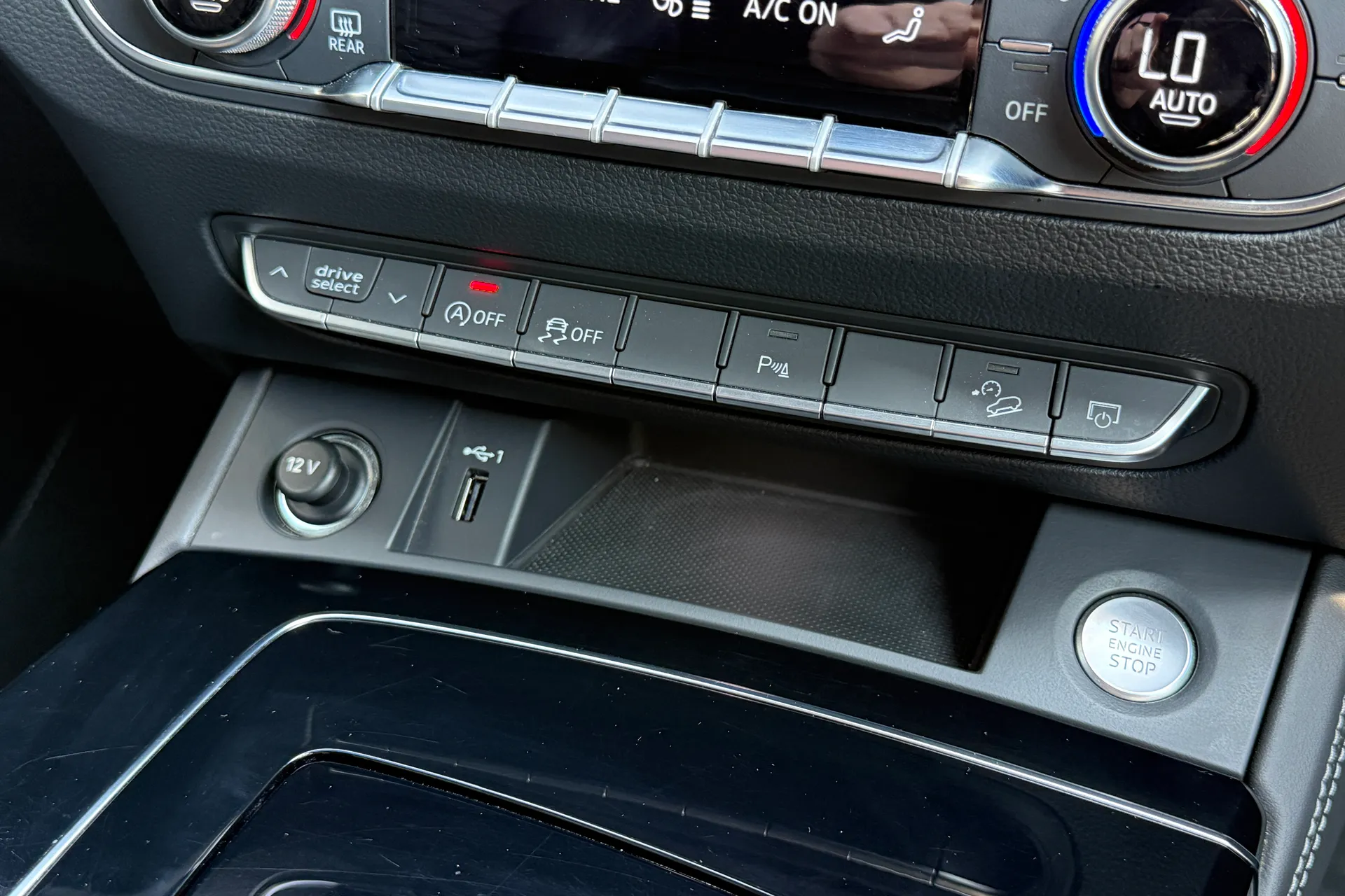 Audi Q5 thumbnail image number 30