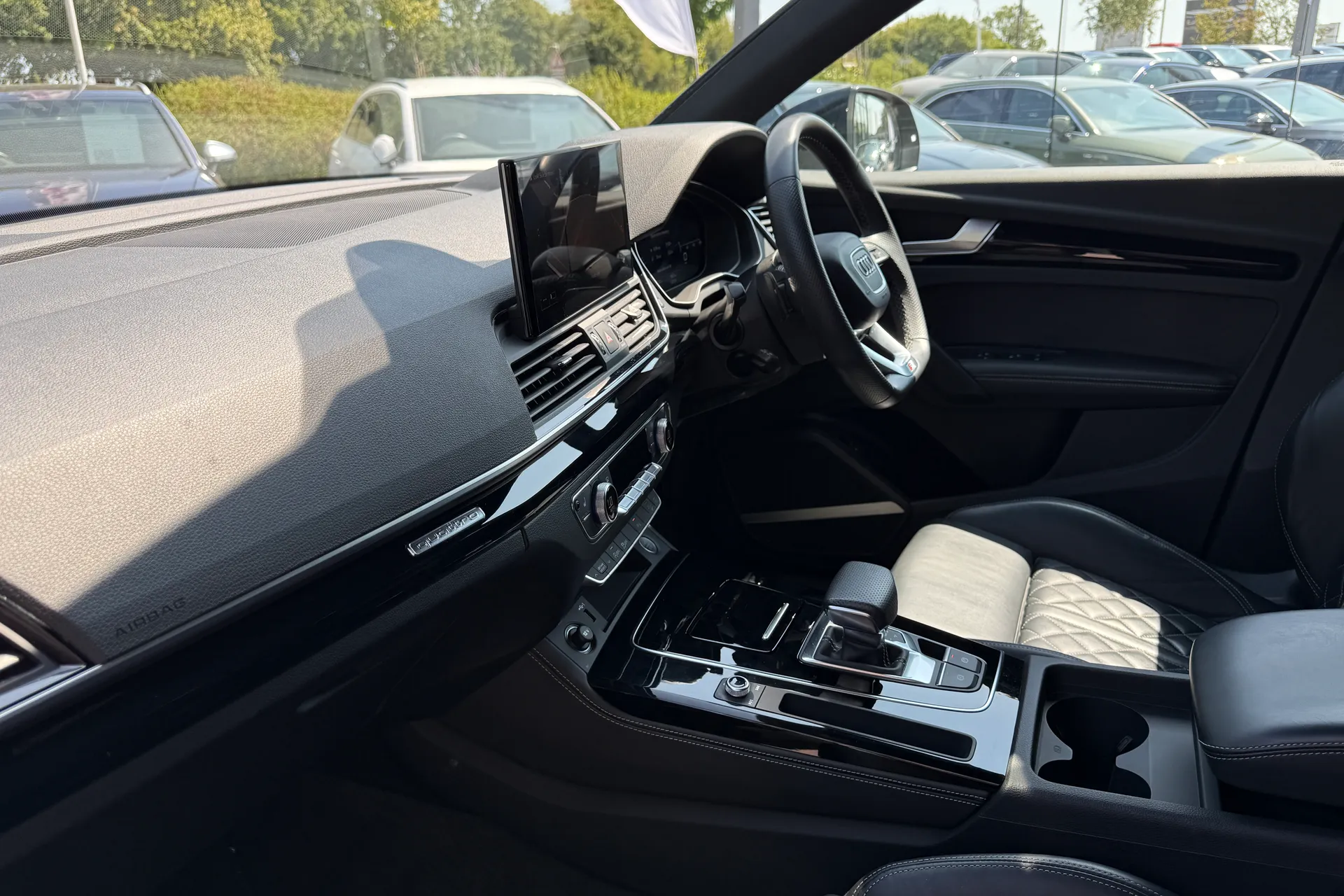 Audi Q5 thumbnail image number 40