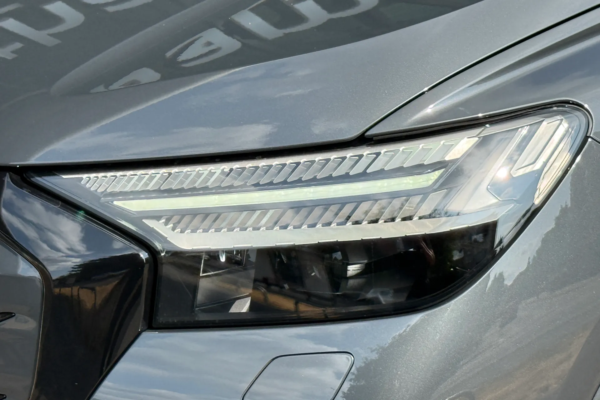 Audi Q4 e-tron thumbnail image number 57