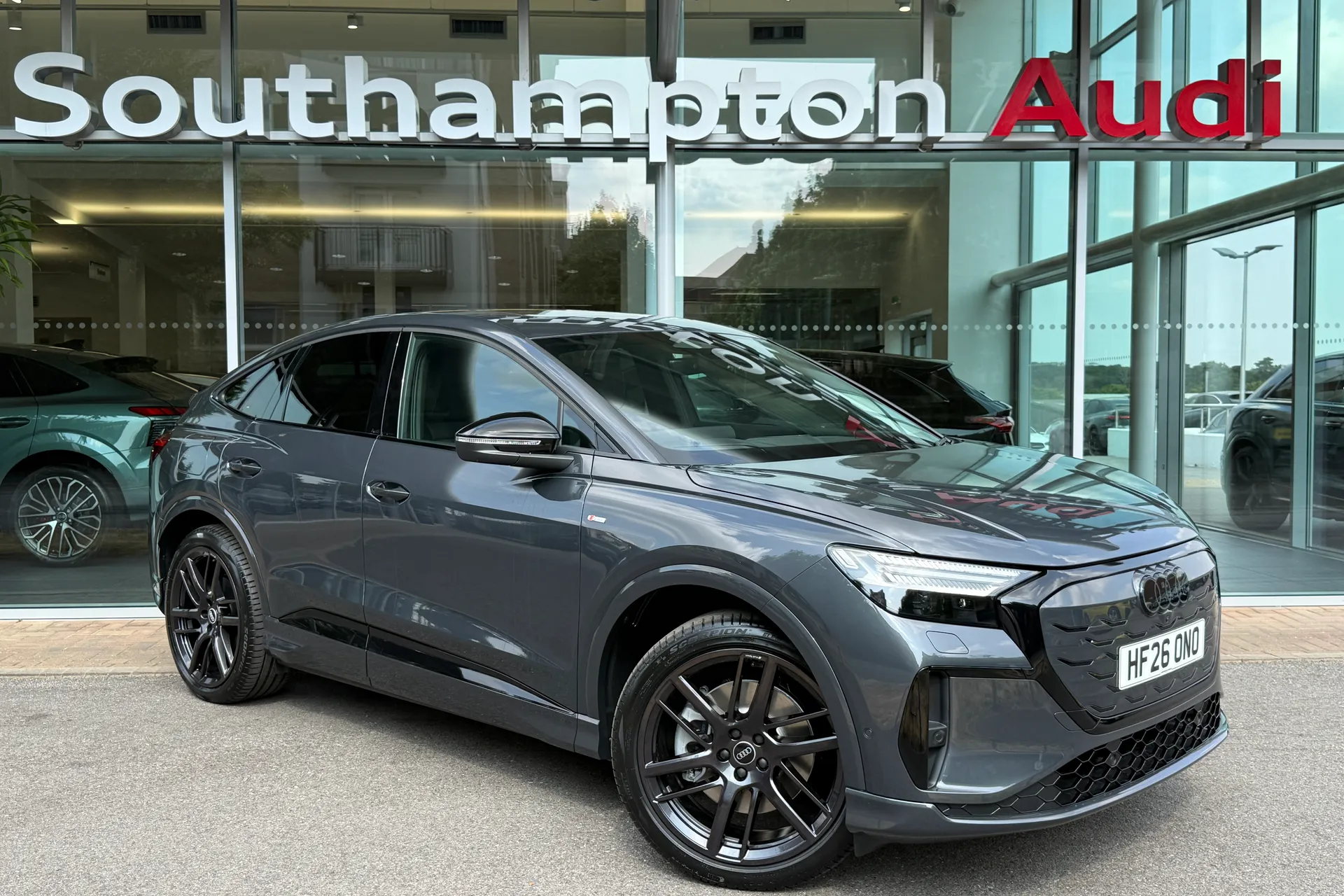 Audi Q4 e-tron thumbnail image number 62