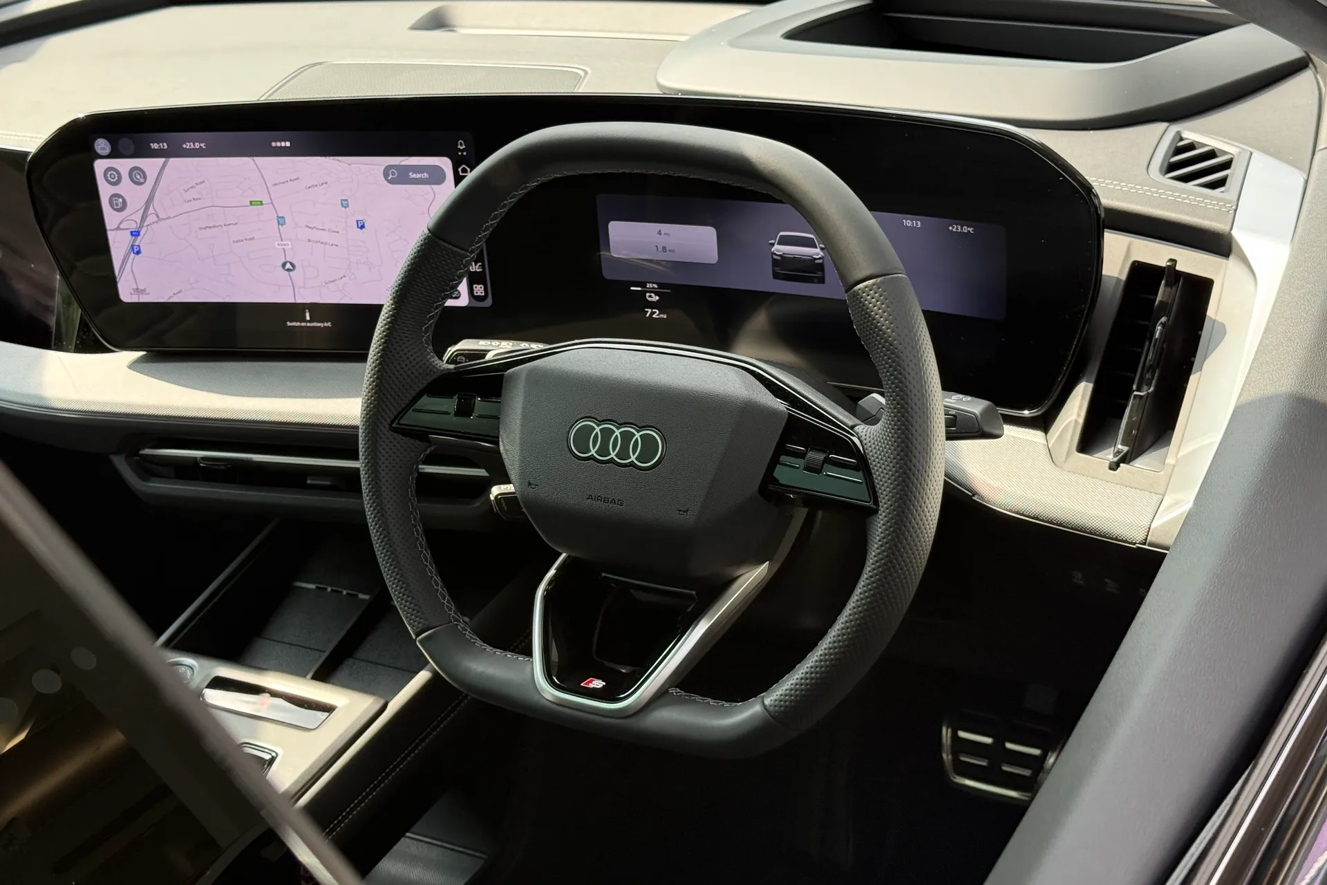 Audi Q4 e-tron thumbnail image number 35