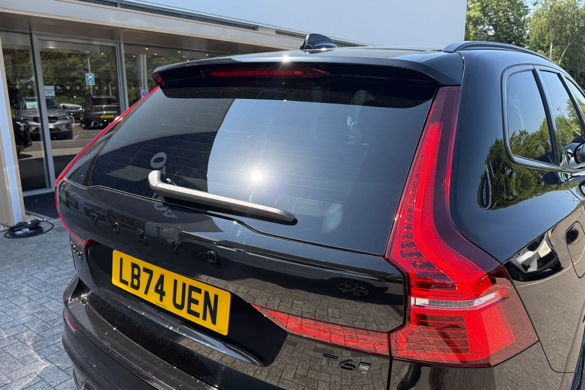 Volvo XC60 thumbnail image number 18