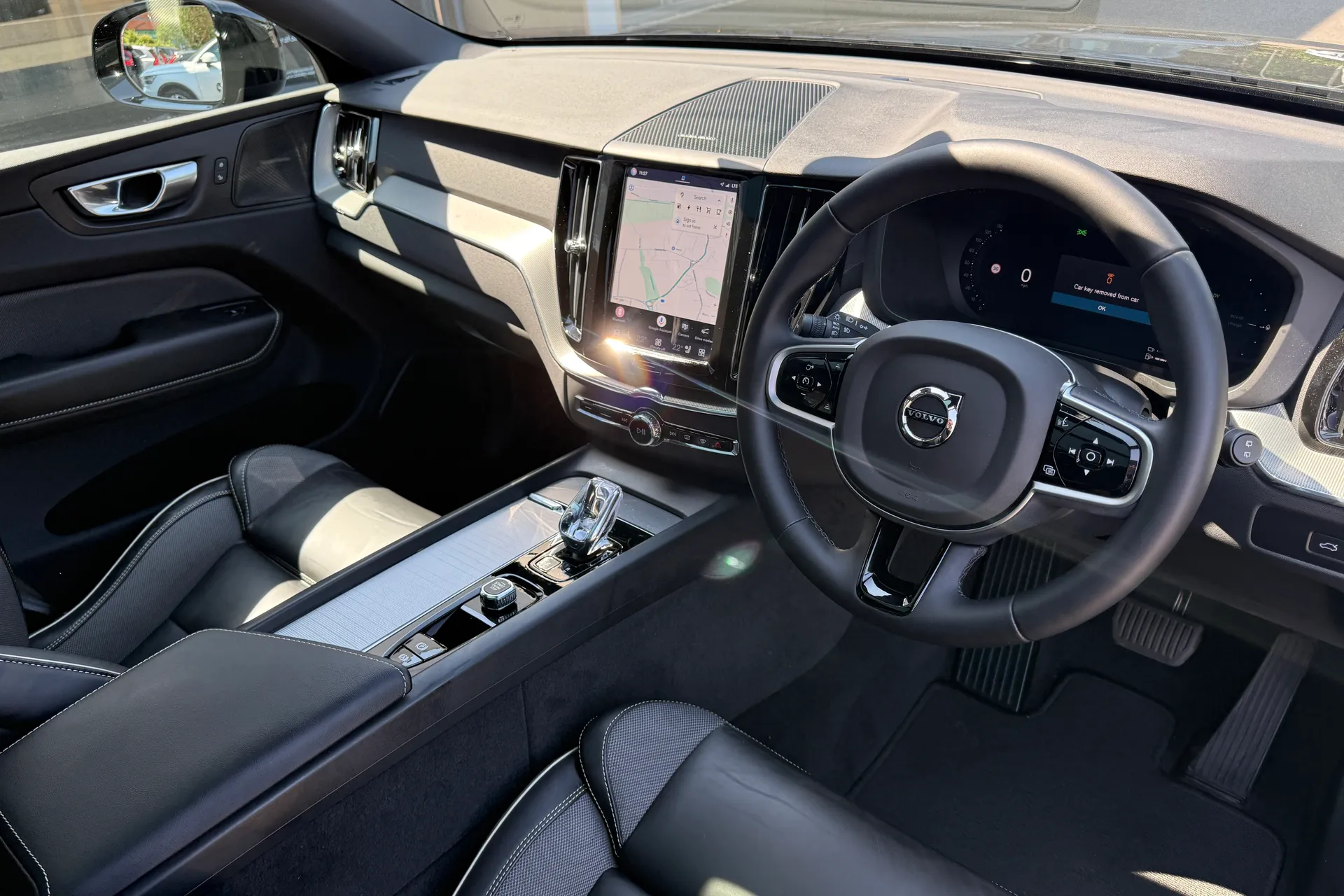 Volvo XC60 thumbnail image number 6