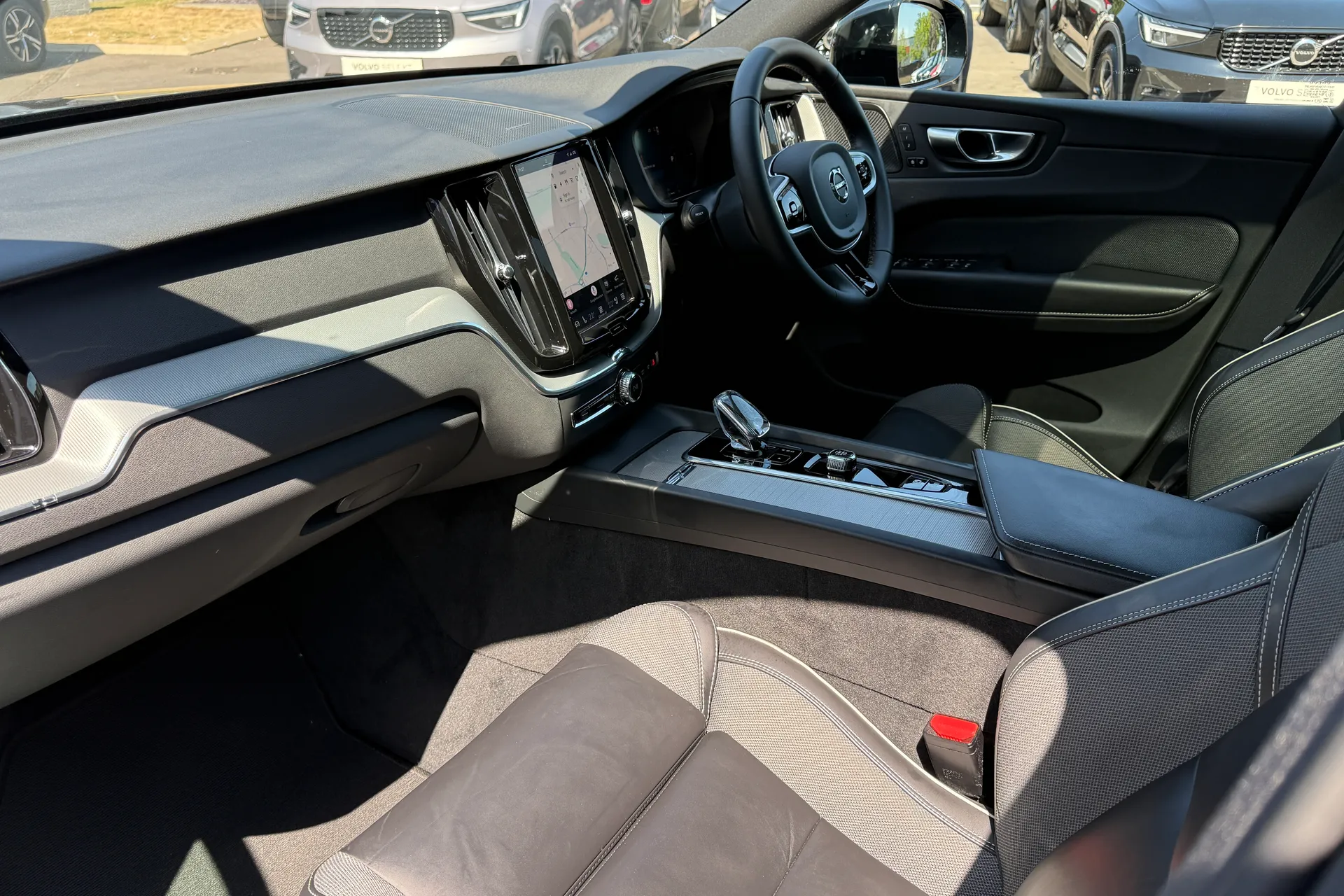 Volvo XC60 thumbnail image number 27