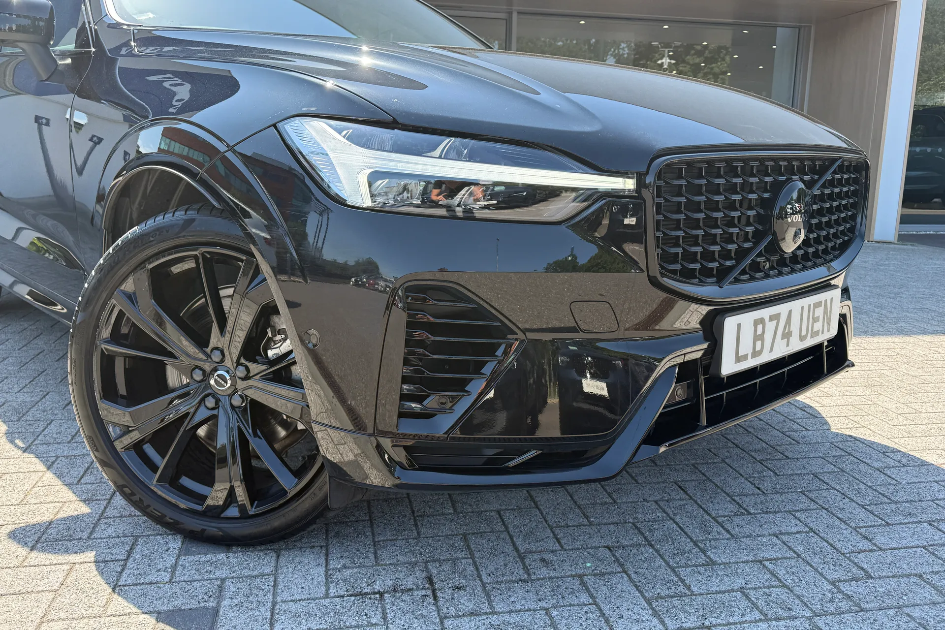 Volvo XC60 thumbnail image number 7