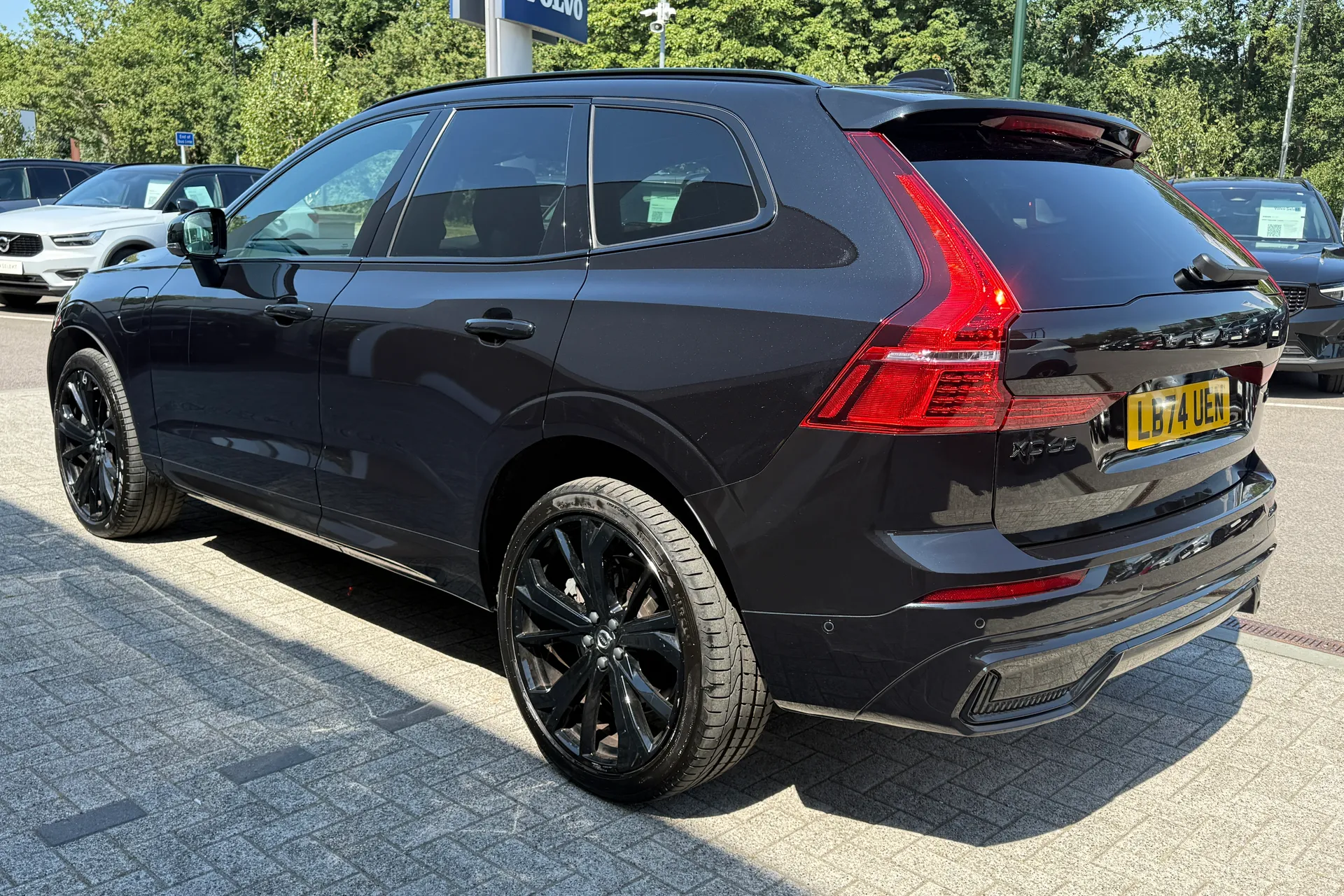 Volvo XC60 thumbnail image number 10