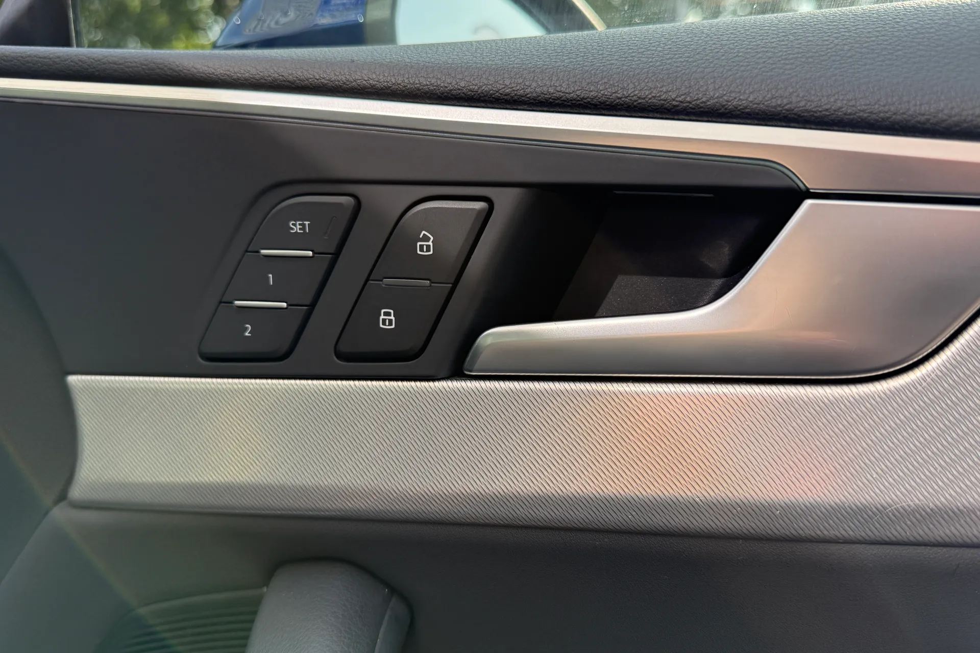 Audi A5 thumbnail image number 36