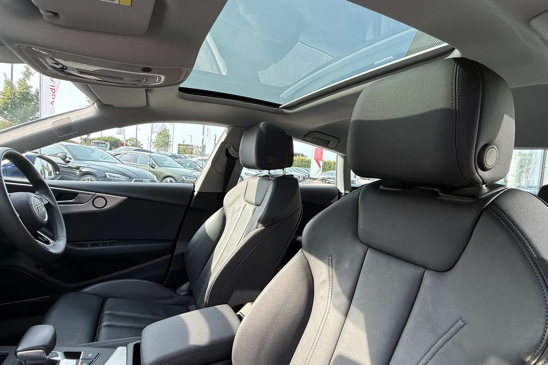 Audi A5 thumbnail image number 40