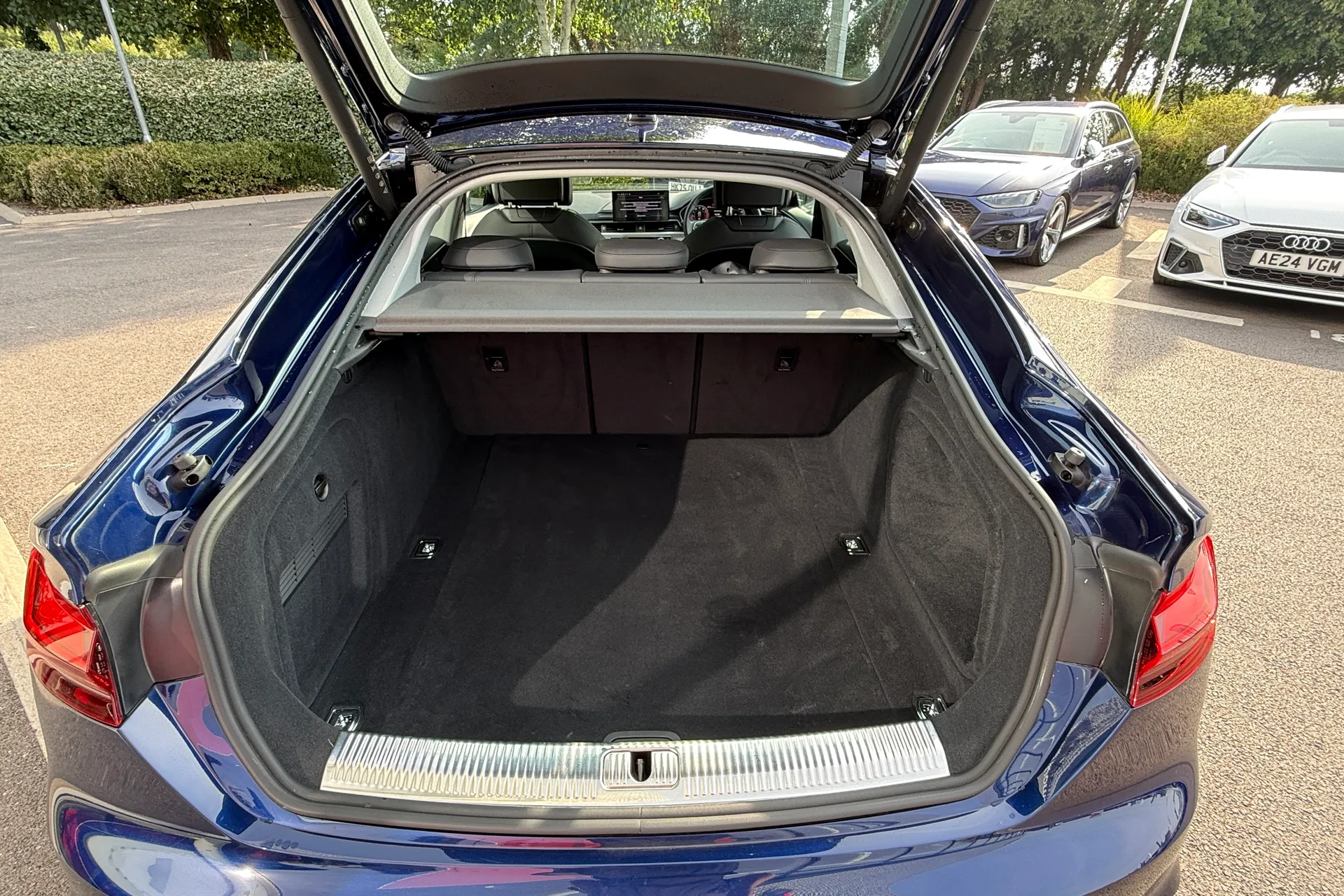 Audi A5 thumbnail image number 44