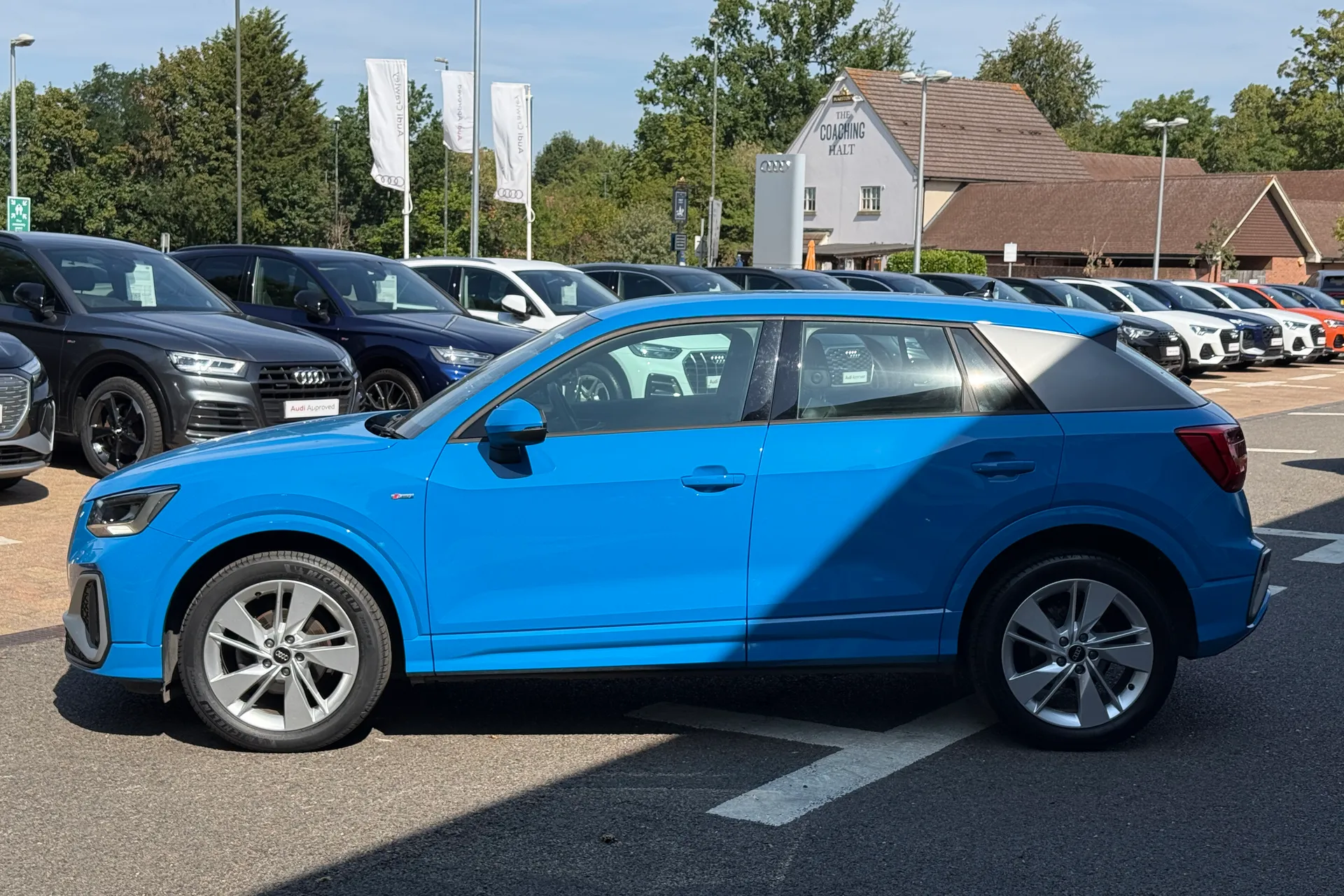 Audi Q2 thumbnail image number 44
